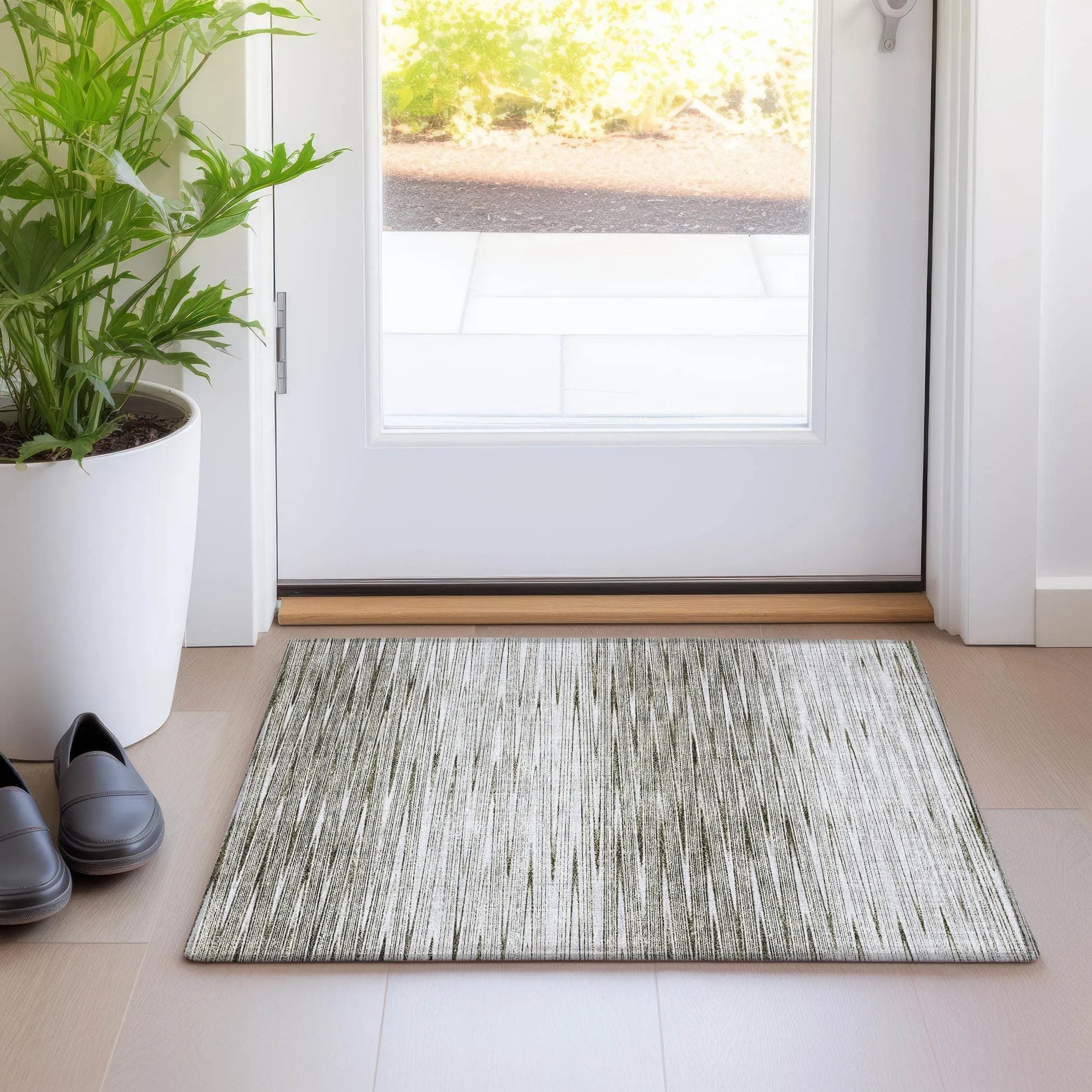 Machine Washable Indoor/ Outdoor Chantille Ombre Stripes Rug