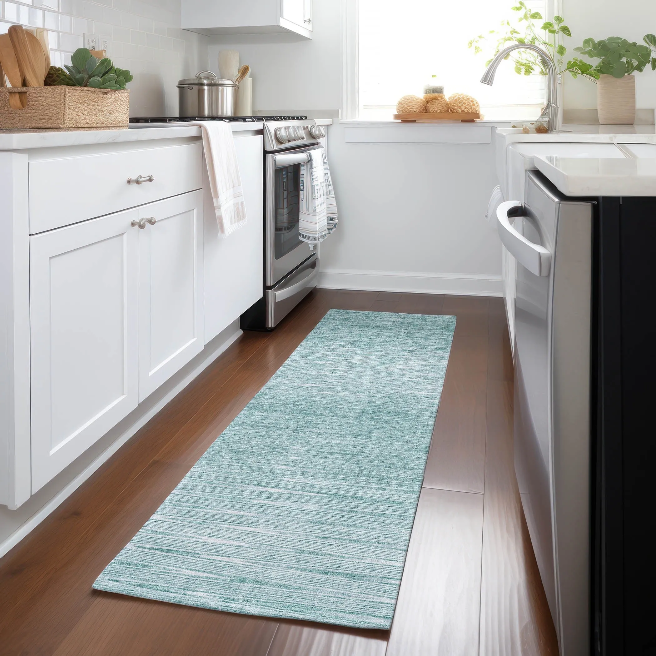 Machine Washable Indoor/ Outdoor Chantille Ombre Stripes Rug