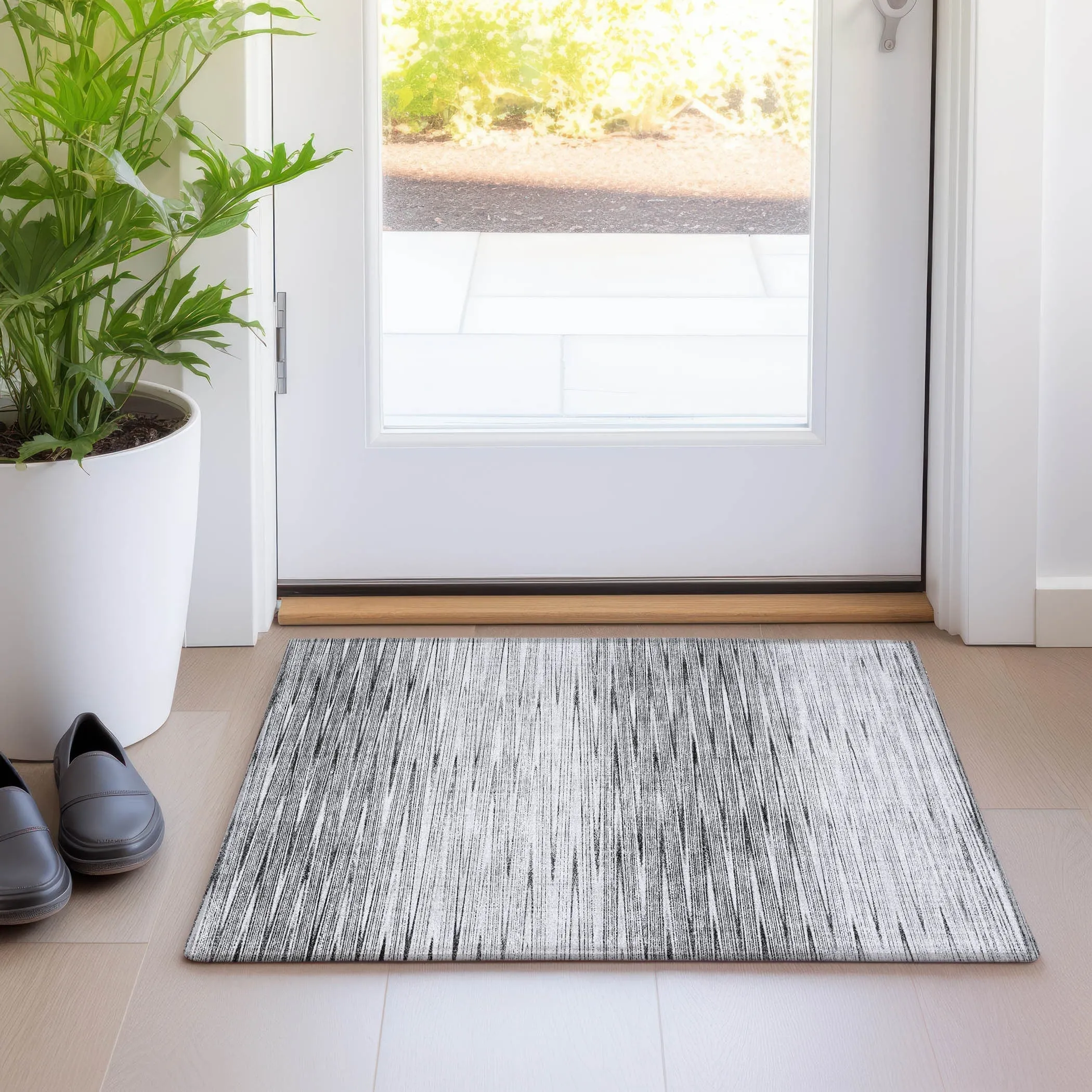 Machine Washable Indoor/ Outdoor Chantille Ombre Stripes Rug