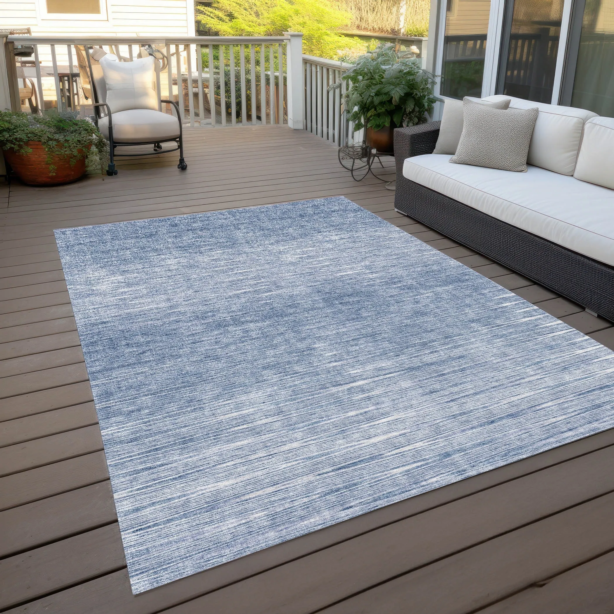 Machine Washable Indoor/ Outdoor Chantille Ombre Stripes Rug