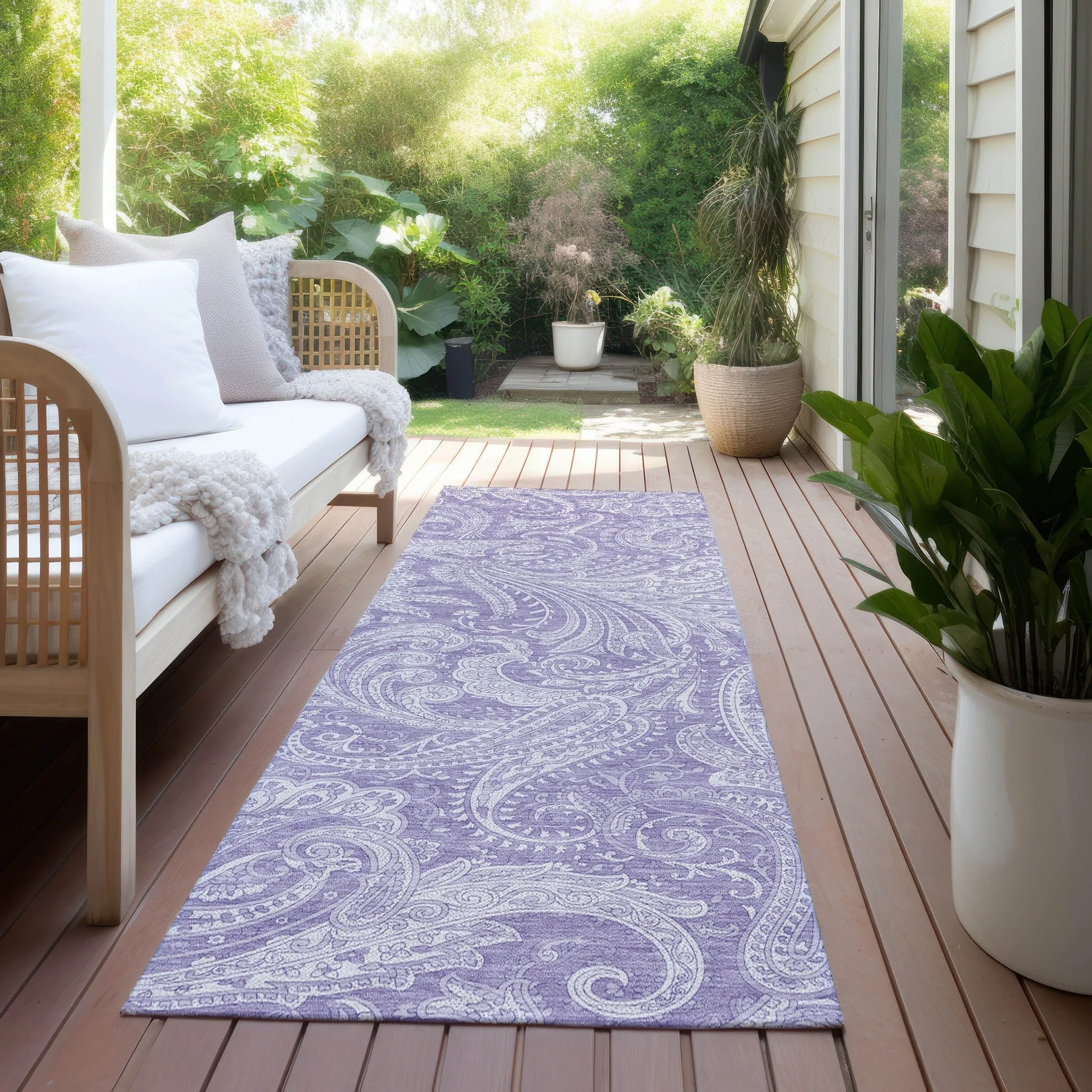 Machine Washable Indoor/ Outdoor Chantille Paisley Traditional Rug