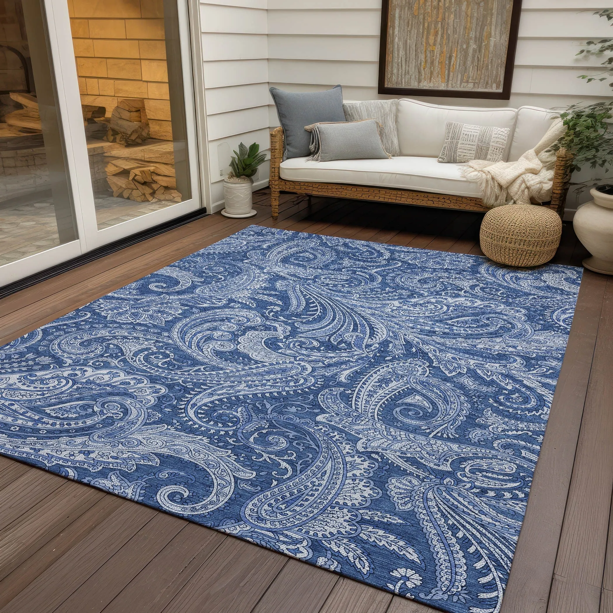 Machine Washable Indoor/ Outdoor Chantille Paisley Traditional Rug