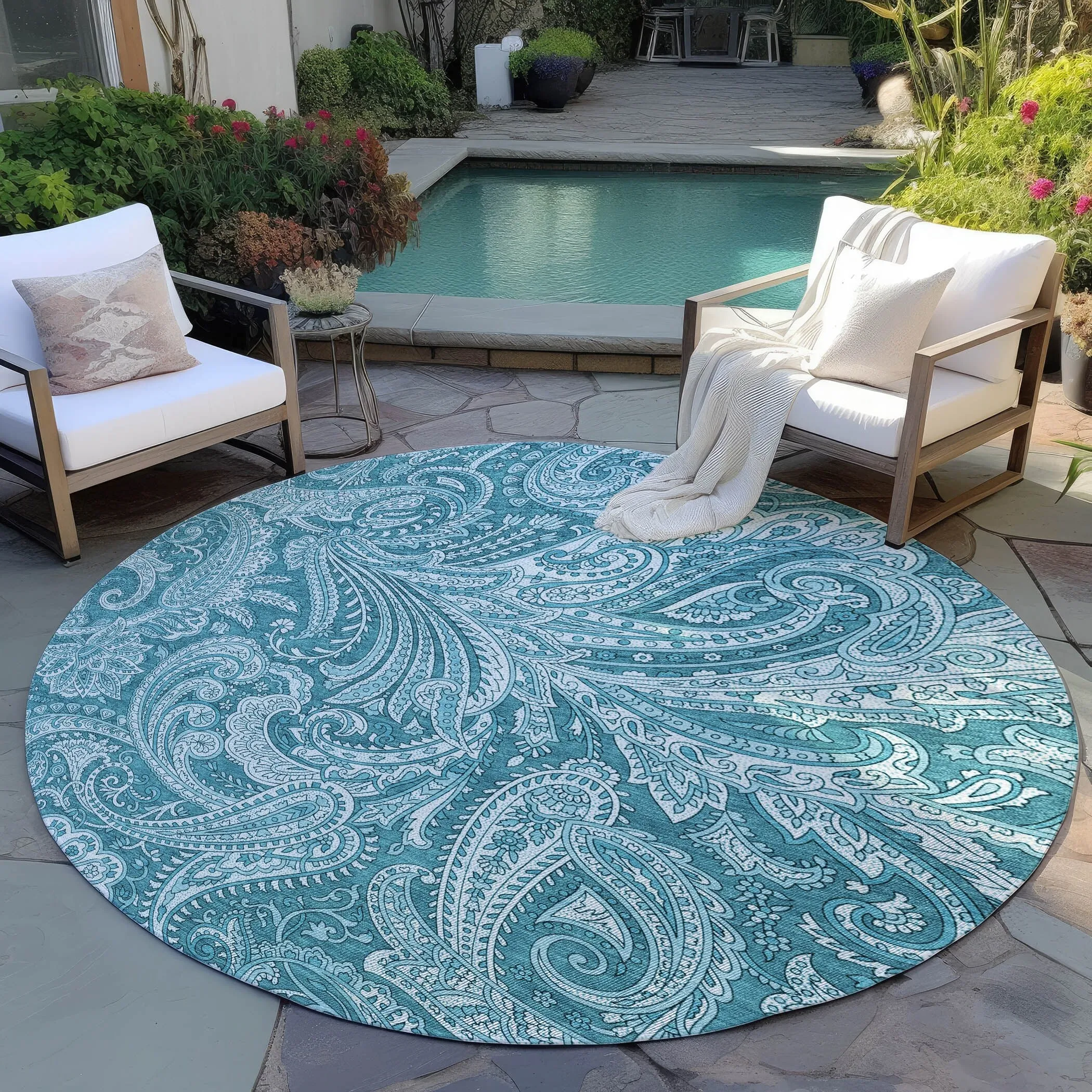 Machine Washable Indoor/ Outdoor Chantille Paisley Traditional Rug