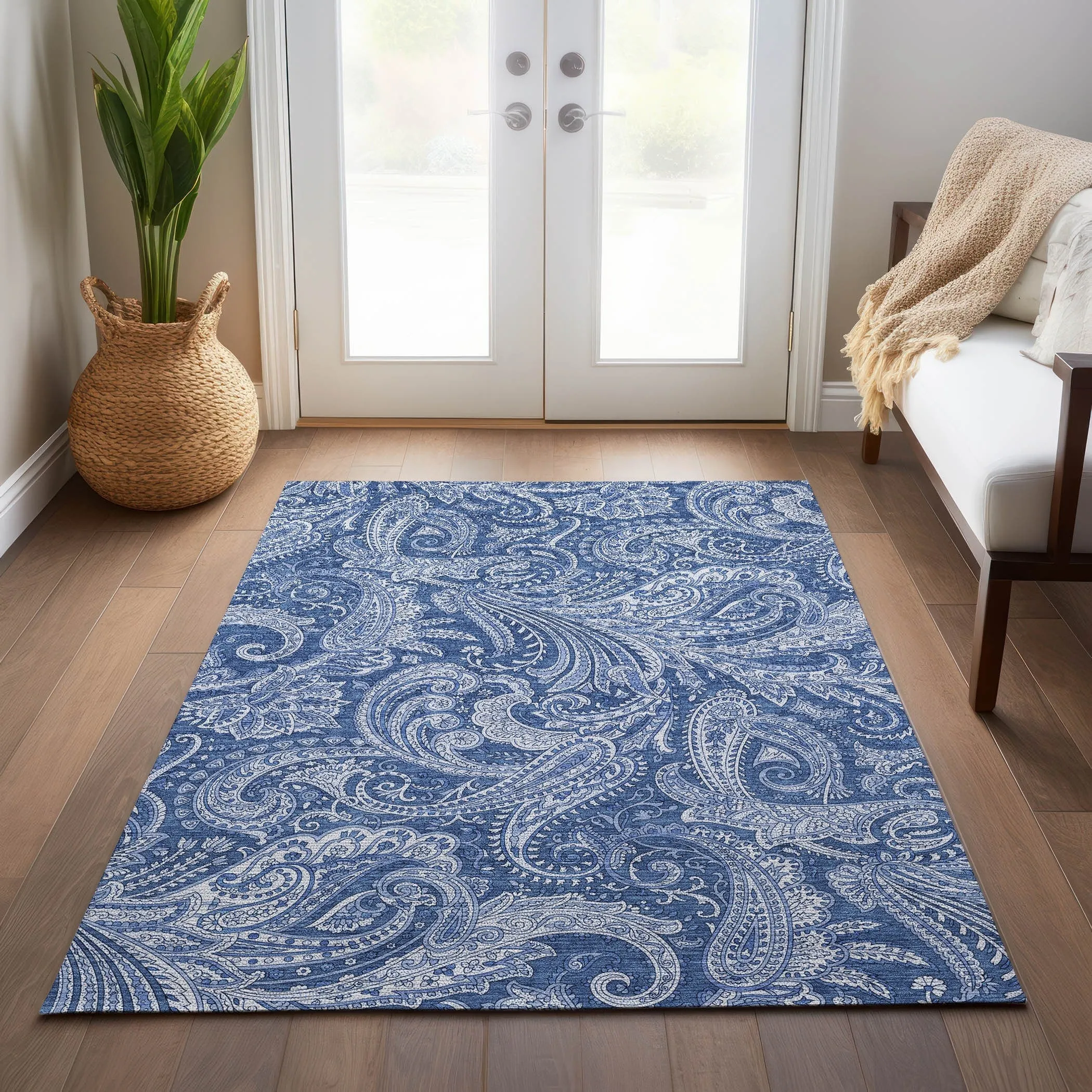 Machine Washable Indoor/ Outdoor Chantille Paisley Traditional Rug