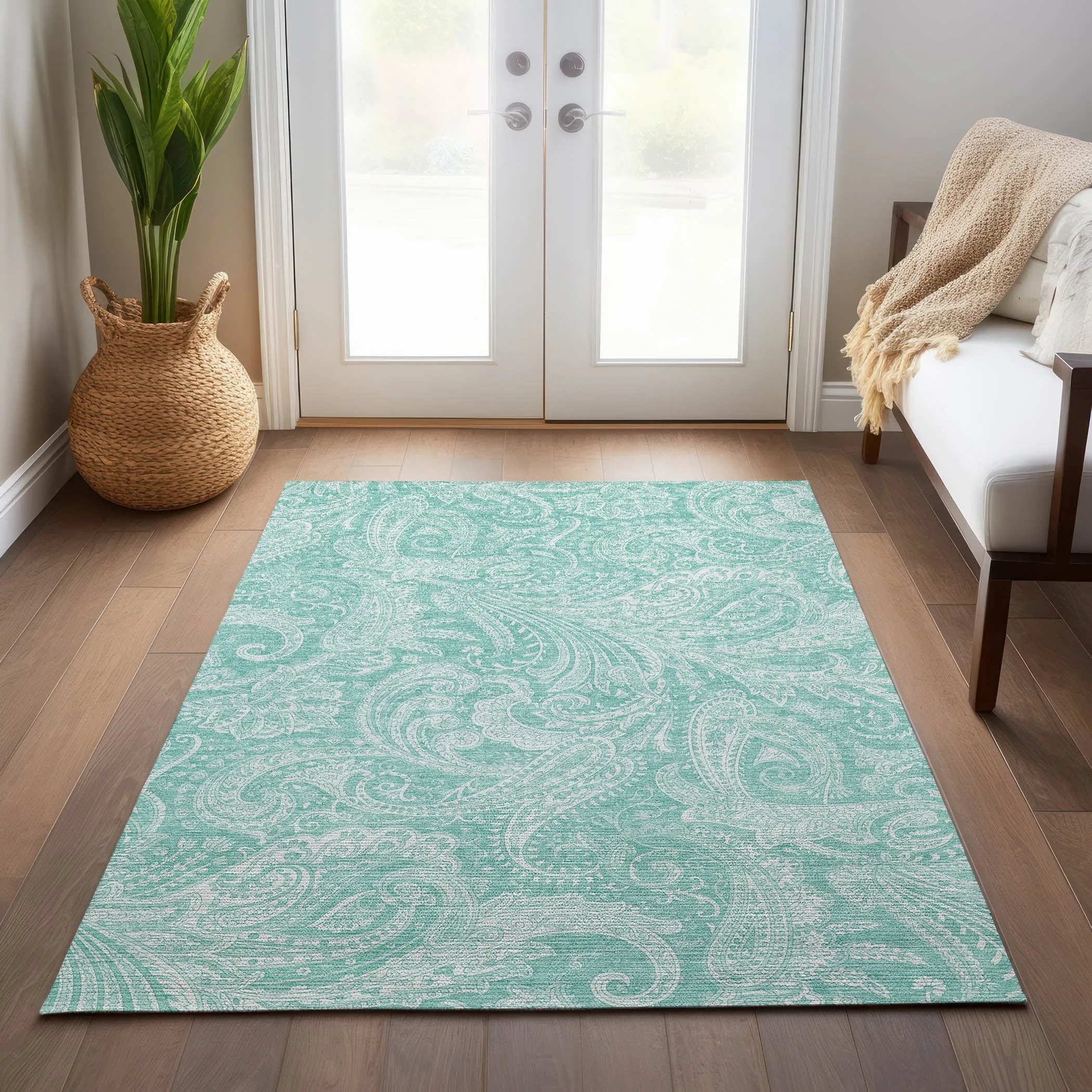 Machine Washable Indoor/ Outdoor Chantille Paisley Traditional Rug
