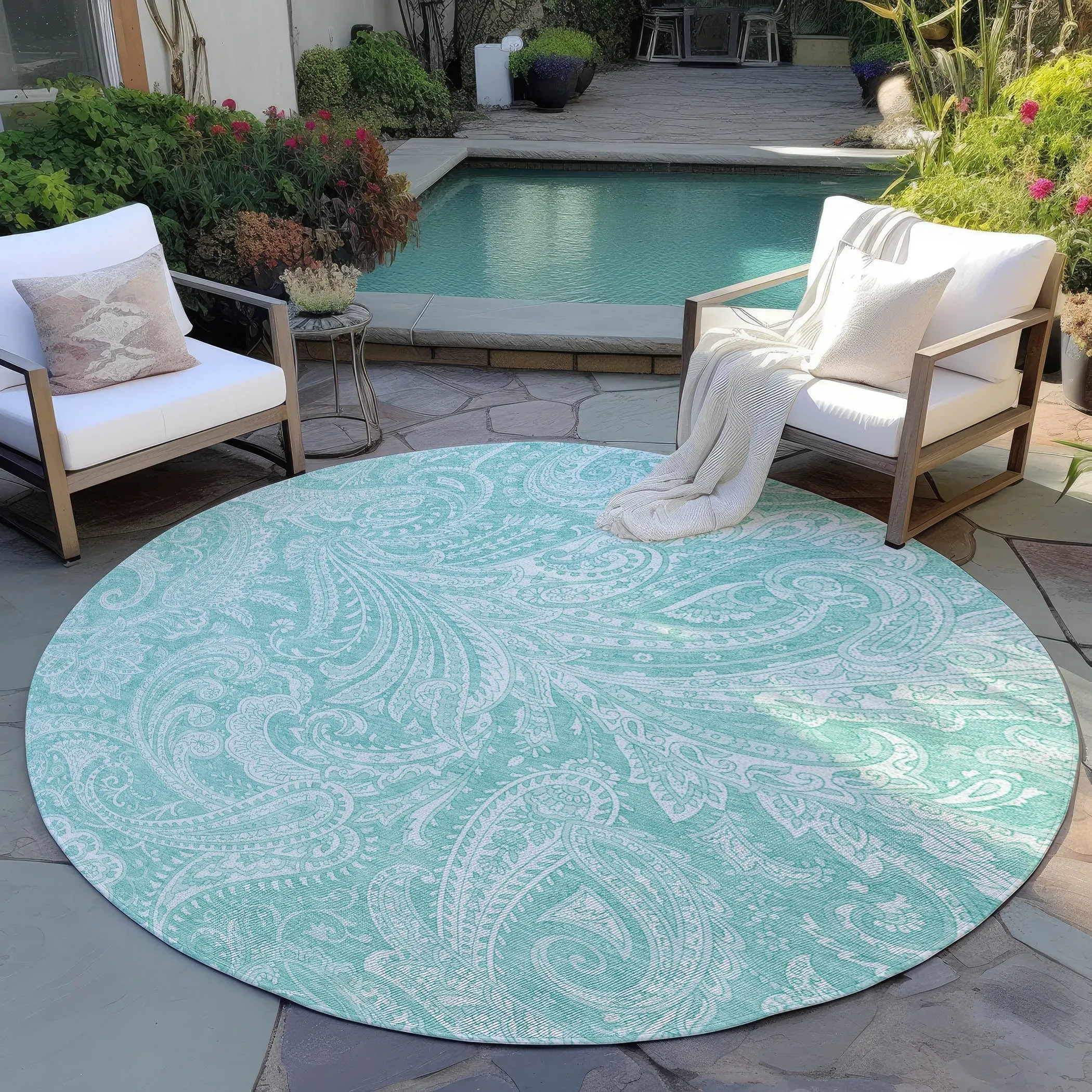 Machine Washable Indoor/ Outdoor Chantille Paisley Traditional Rug
