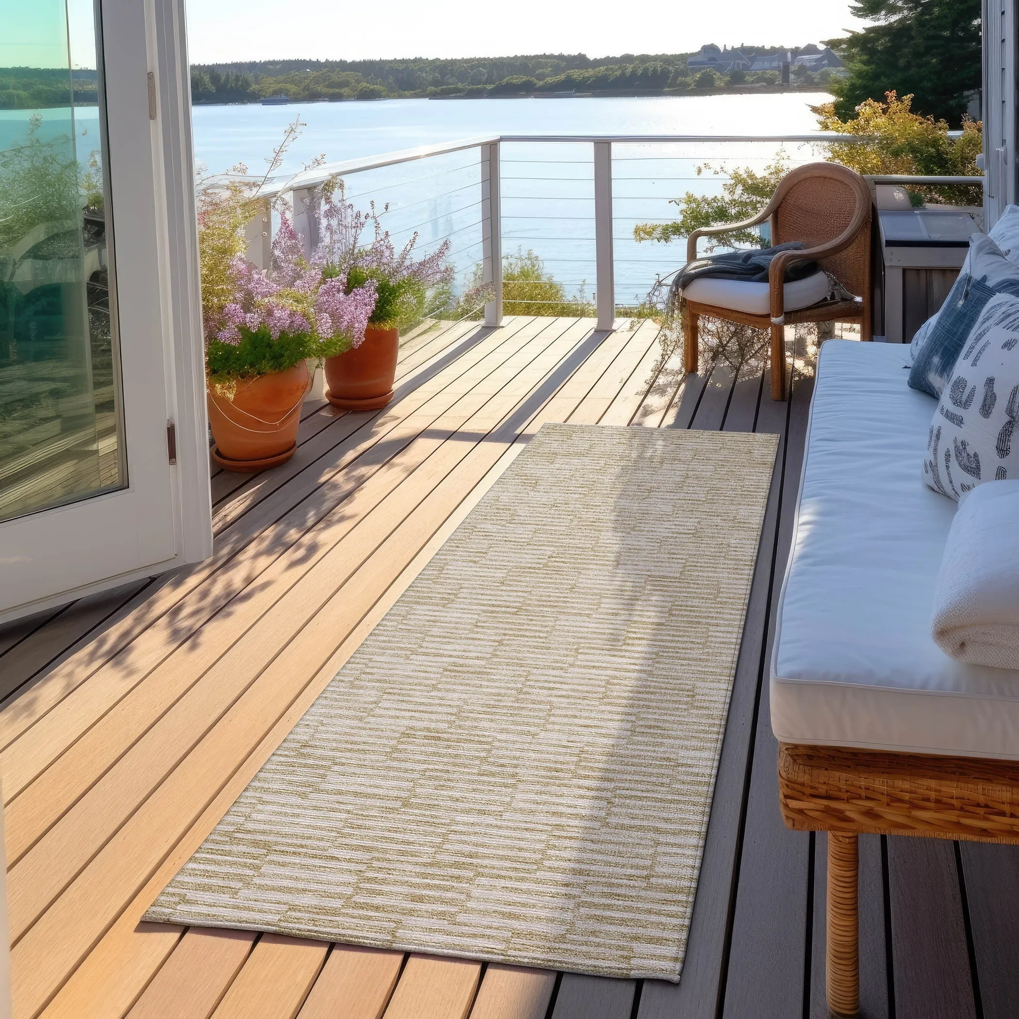 Machine Washable Indoor/ Outdoor Chantille Stripe Blocks Rug