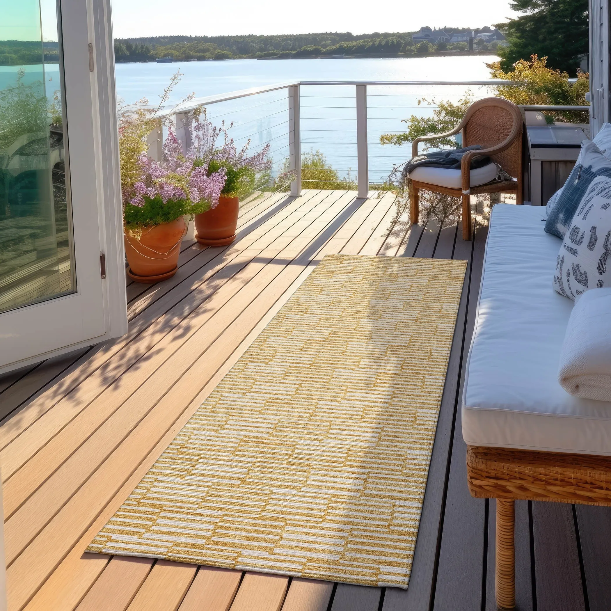 Machine Washable Indoor/ Outdoor Chantille Stripe Blocks Rug