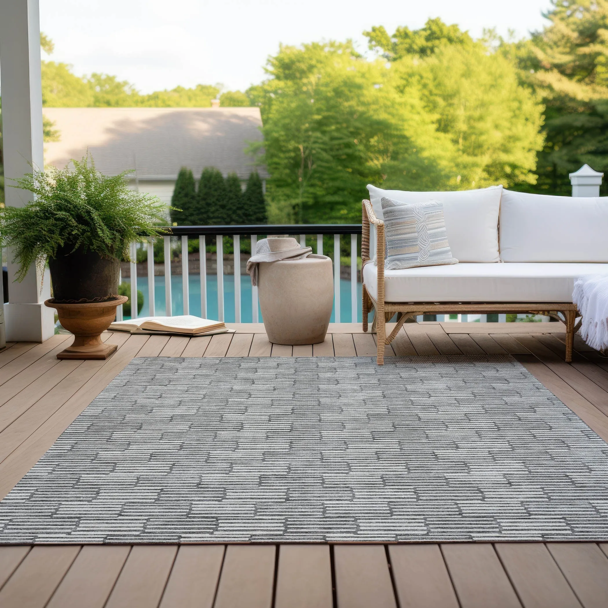 Machine Washable Indoor/ Outdoor Chantille Stripe Blocks Rug
