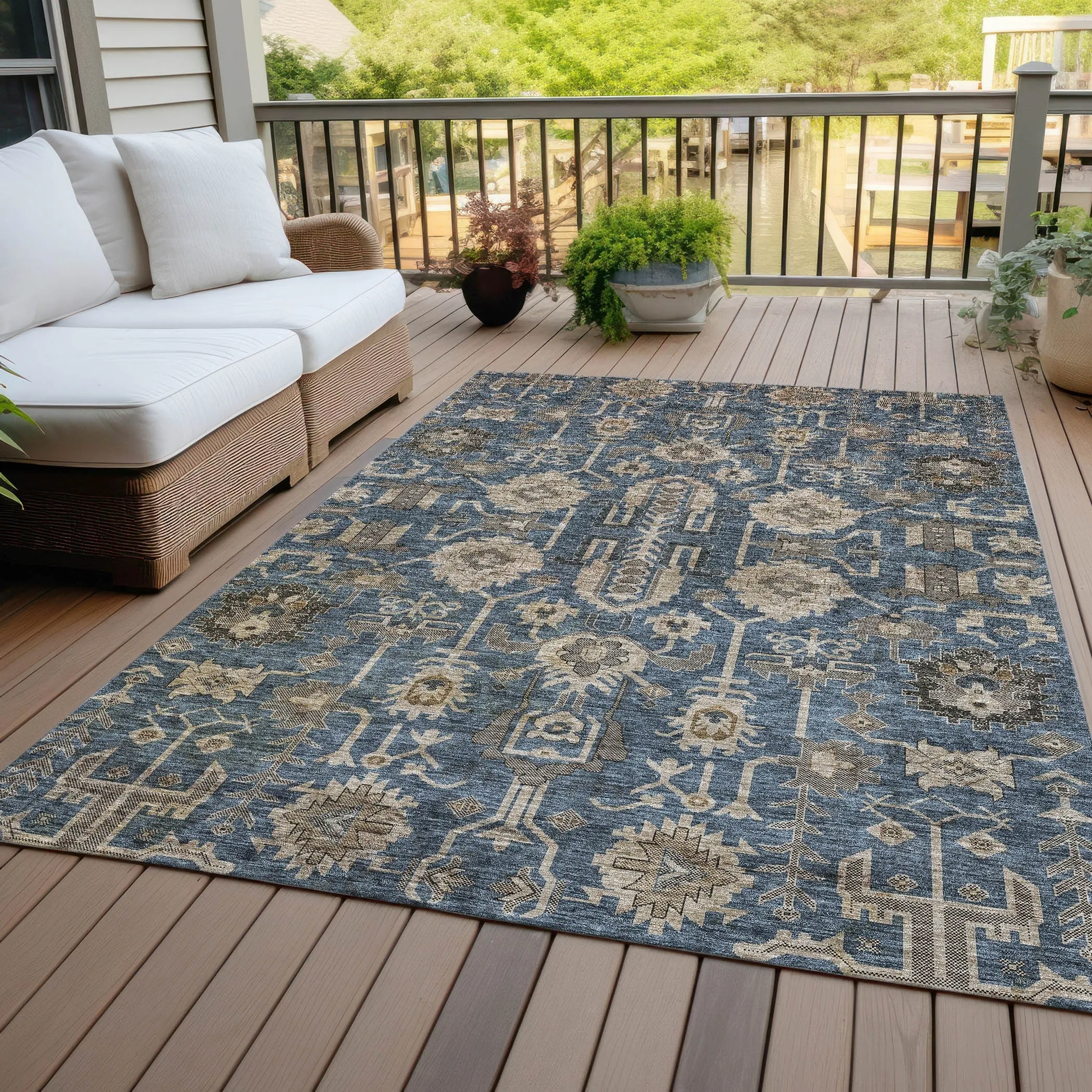 Machine Washable Indoor/ Outdoor Chantille Traditional Boho Rug