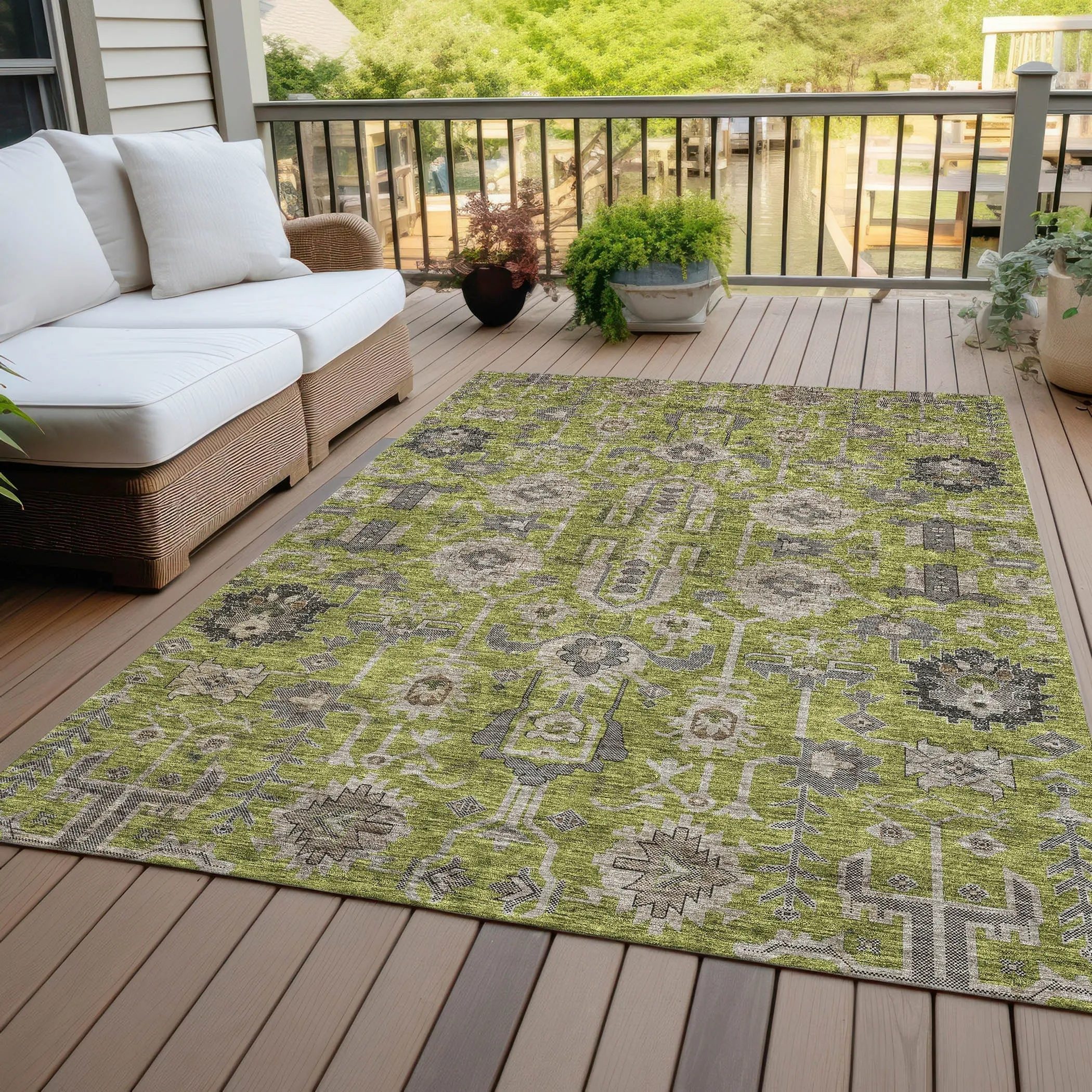 Machine Washable Indoor/ Outdoor Chantille Traditional Boho Rug