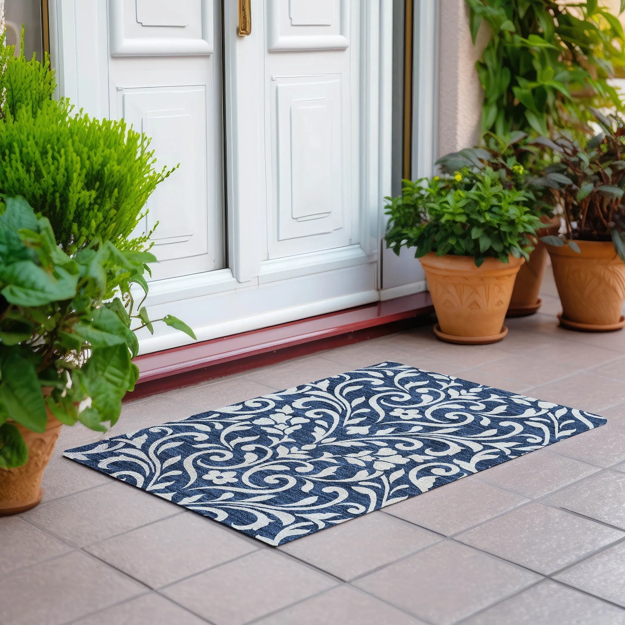 Machine Washable Indoor/ Outdoor Chantille Traditional Elegant Rug
