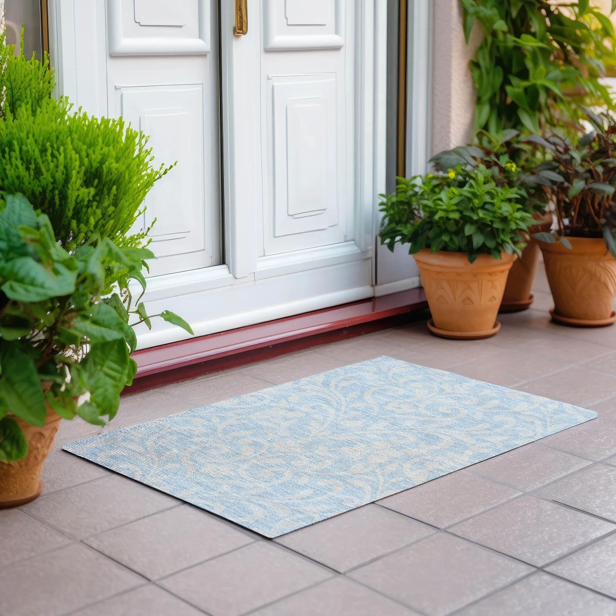 Machine Washable Indoor/ Outdoor Chantille Traditional Elegant Rug