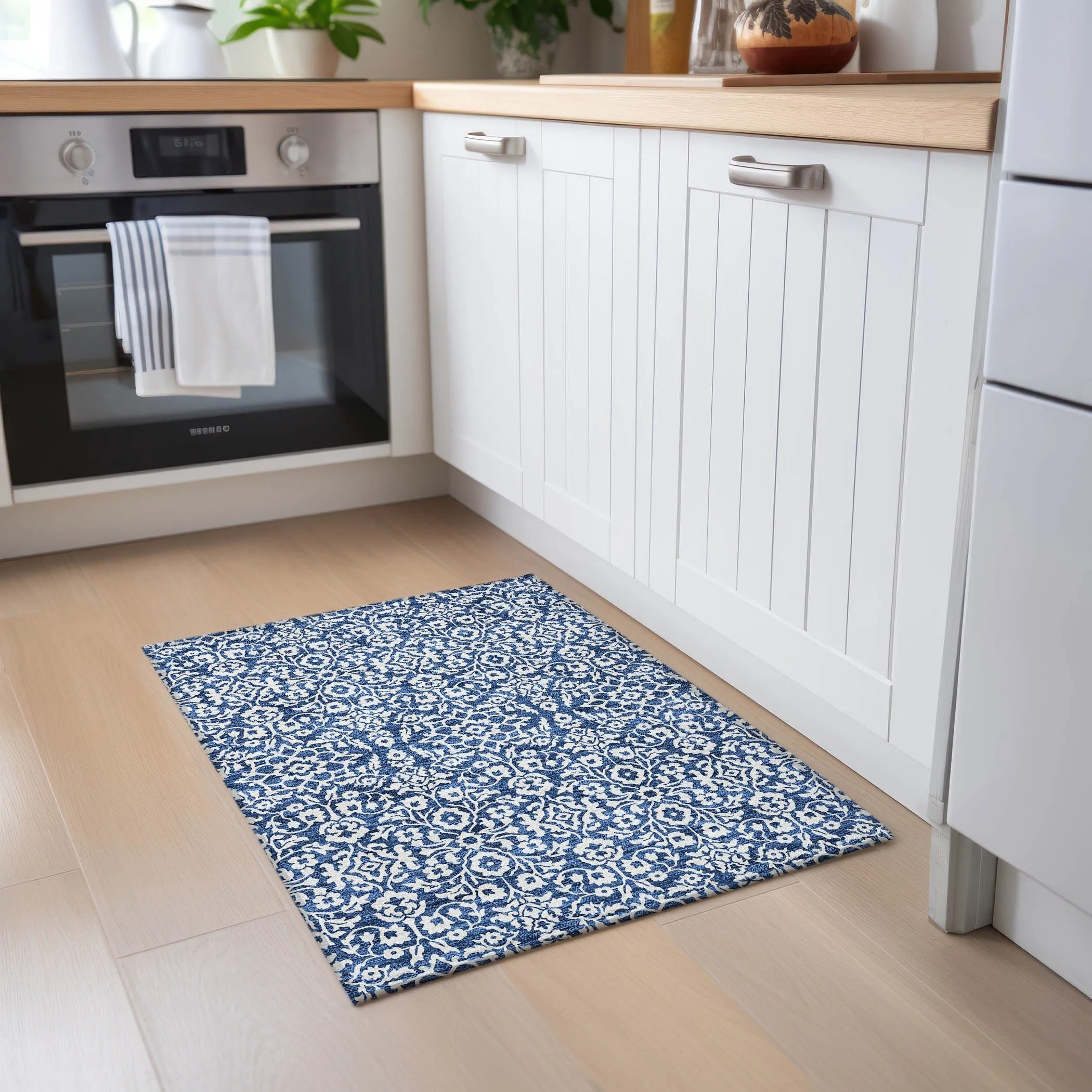 Machine Washable Indoor/ Outdoor Chantille Traditional Farmhouse Rug