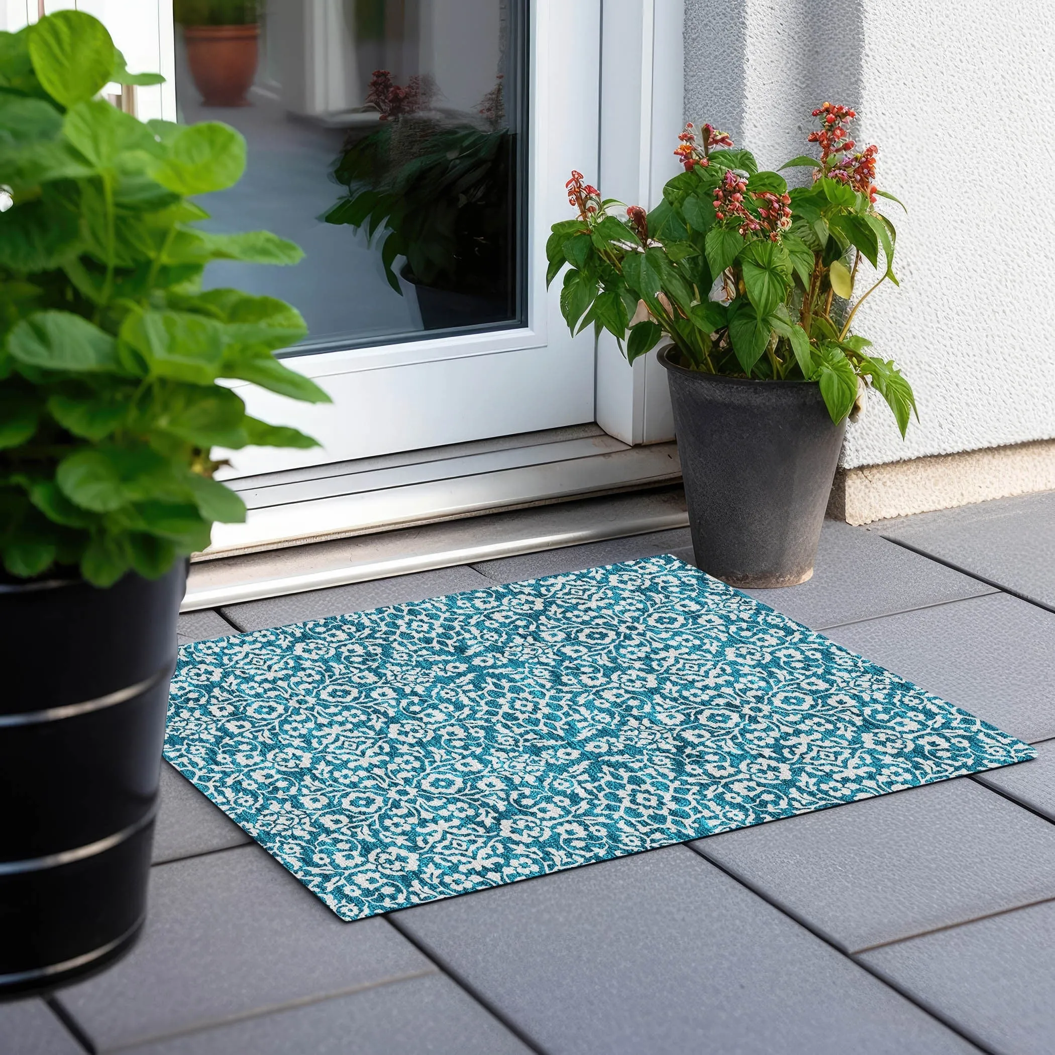 Machine Washable Indoor/ Outdoor Chantille Traditional Farmhouse Rug