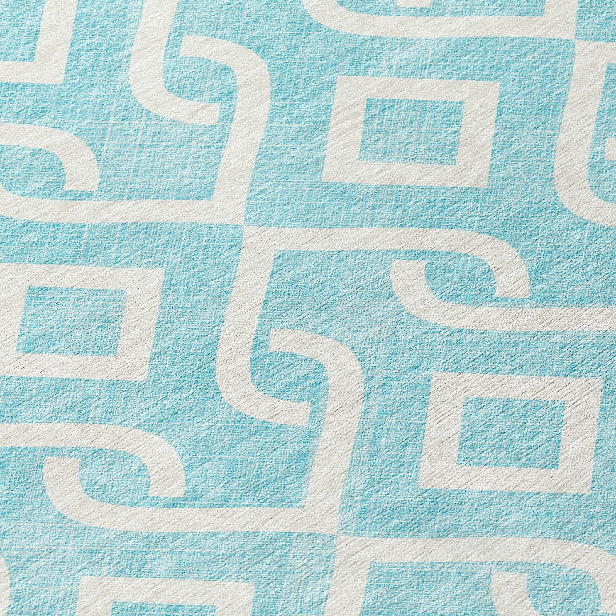 Machine Washable Indoor/ Outdoor Chantille Trellis Scroll Rug