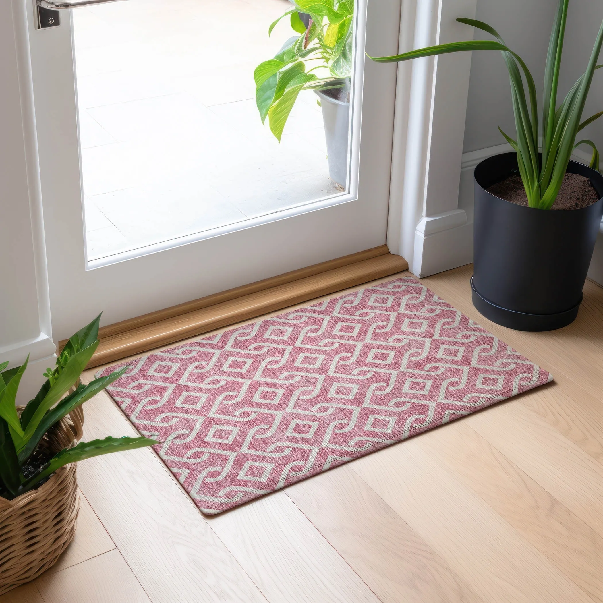 Machine Washable Indoor/ Outdoor Chantille Trellis Scroll Rug
