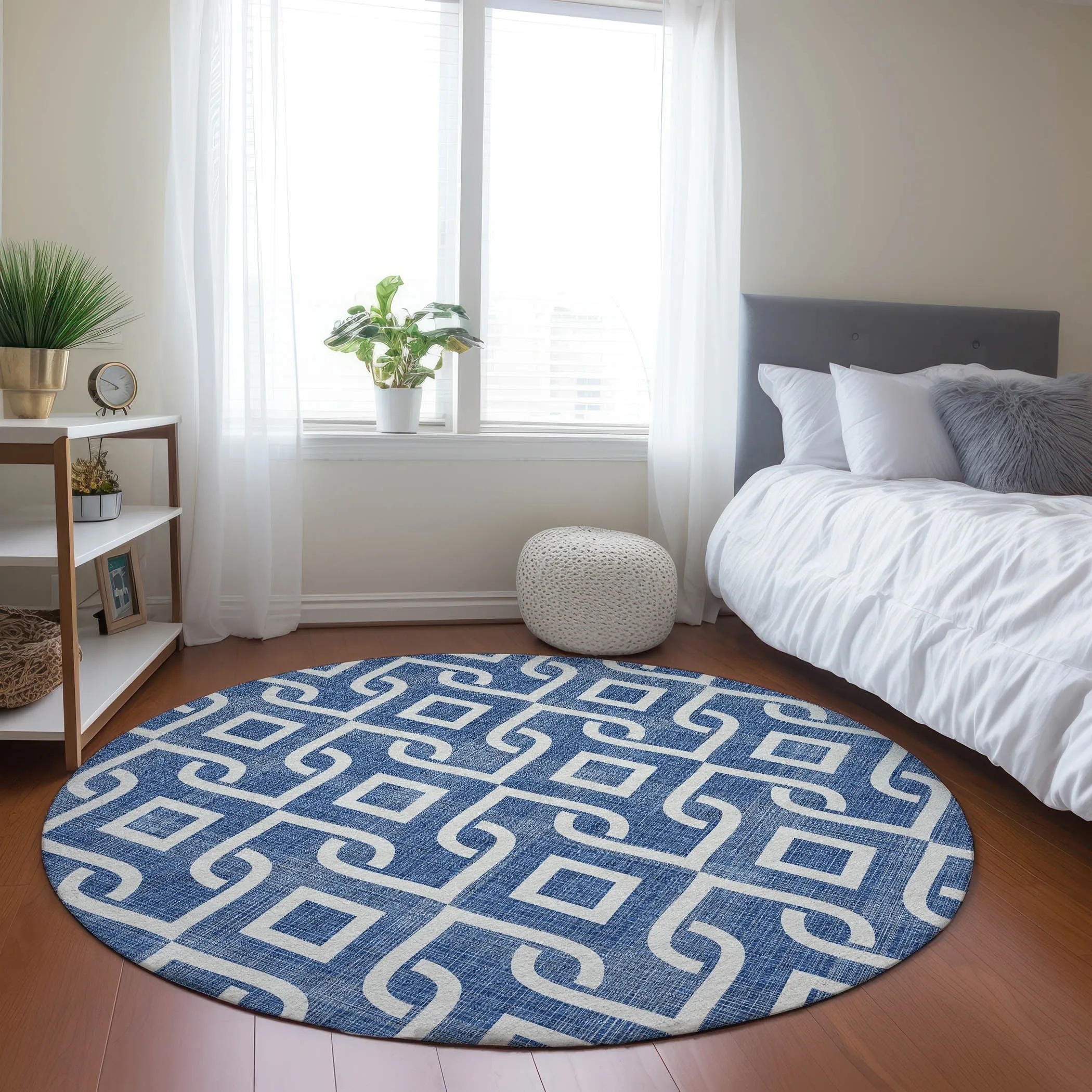 Machine Washable Indoor/ Outdoor Chantille Trellis Scroll Rug