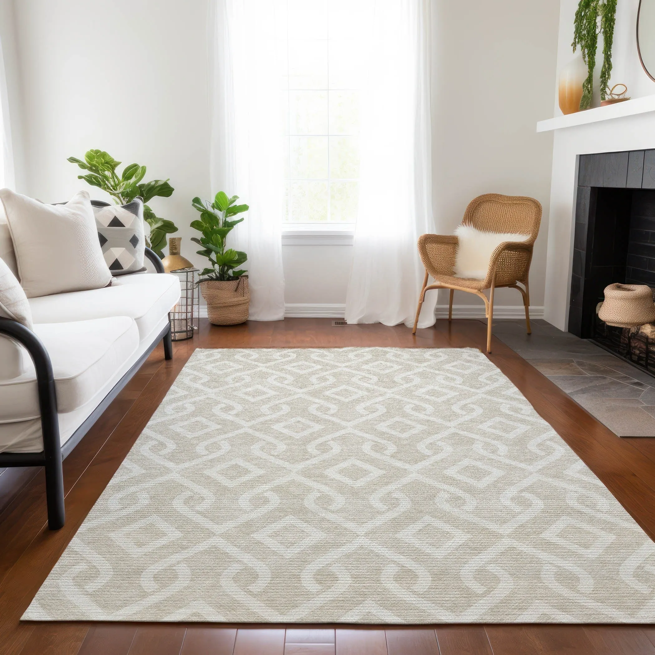 Machine Washable Indoor/ Outdoor Chantille Trellis Scroll Rug
