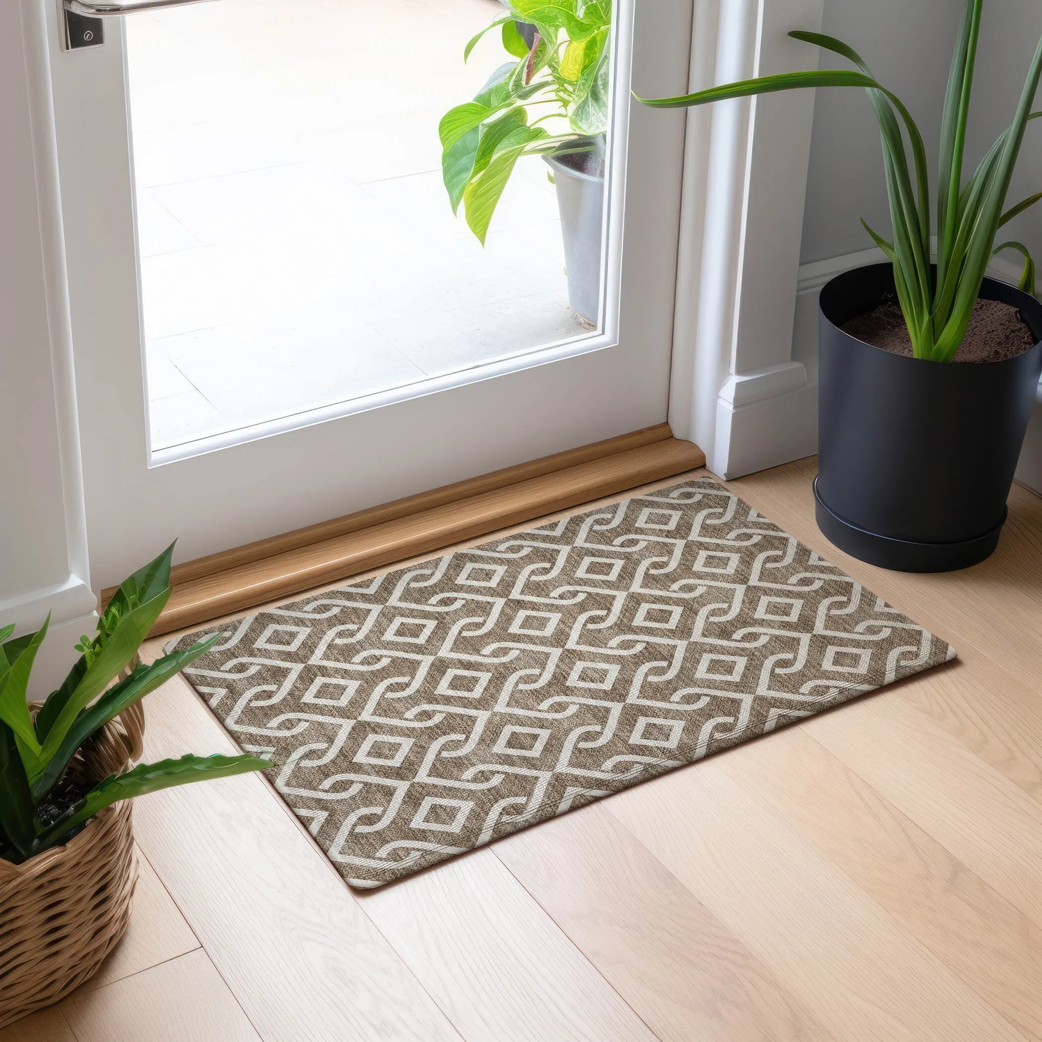 Machine Washable Indoor/ Outdoor Chantille Trellis Scroll Rug
