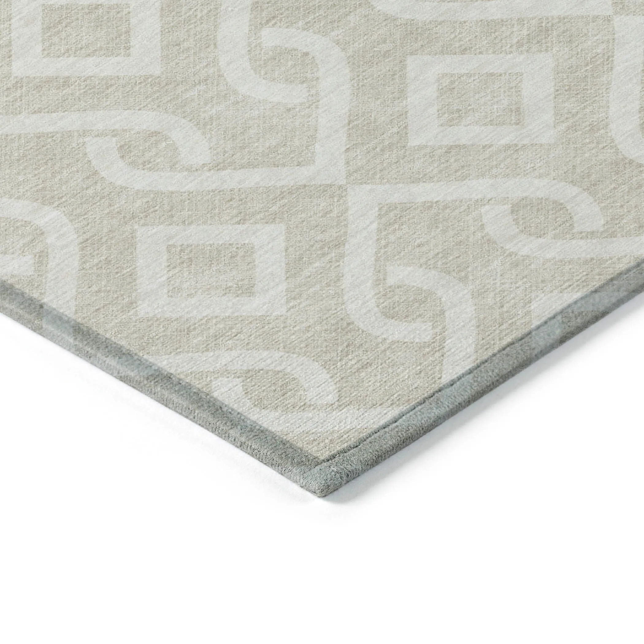 Machine Washable Indoor/ Outdoor Chantille Trellis Scroll Rug
