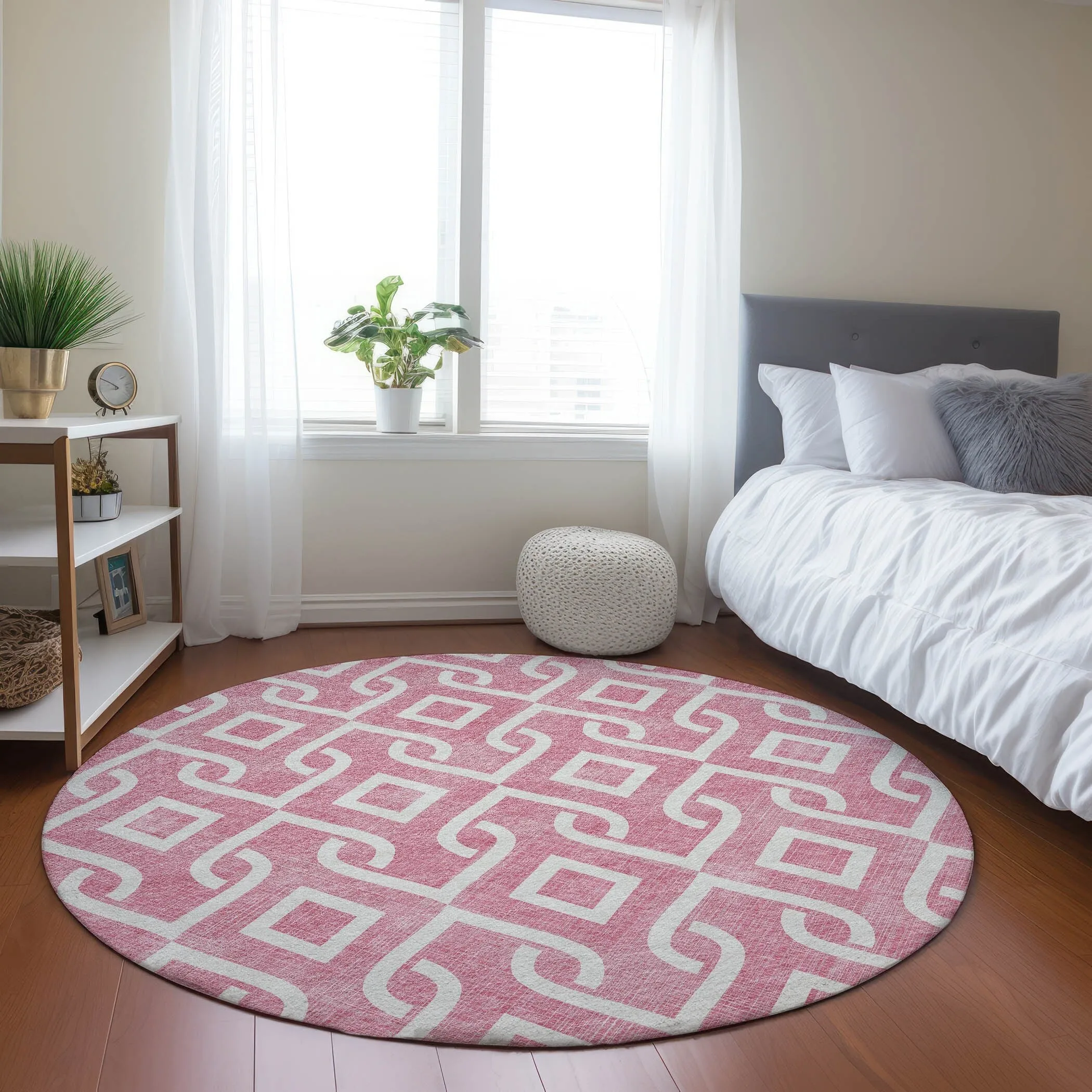 Machine Washable Indoor/ Outdoor Chantille Trellis Scroll Rug