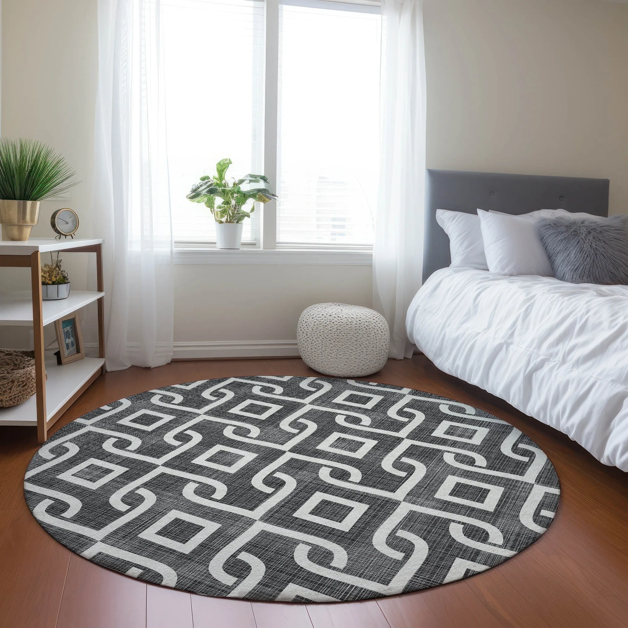 Machine Washable Indoor/ Outdoor Chantille Trellis Scroll Rug