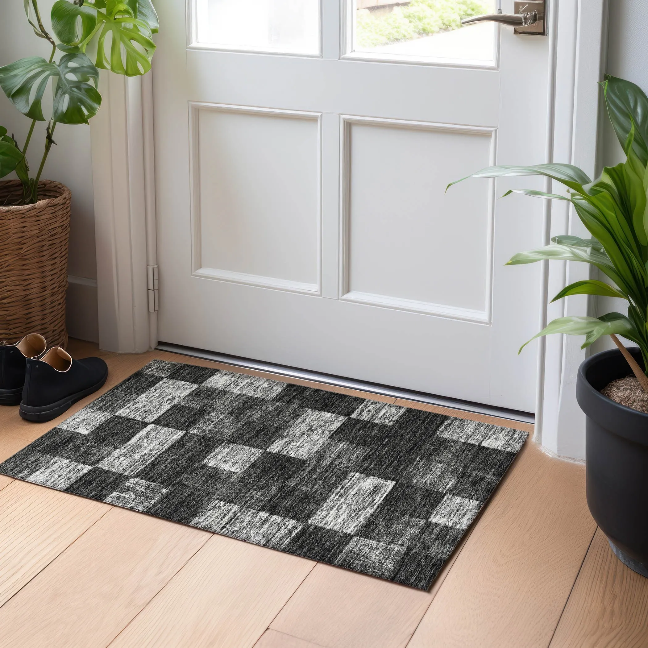 Machine Washable Indoor/ Outdoor Checker Chantille Rug