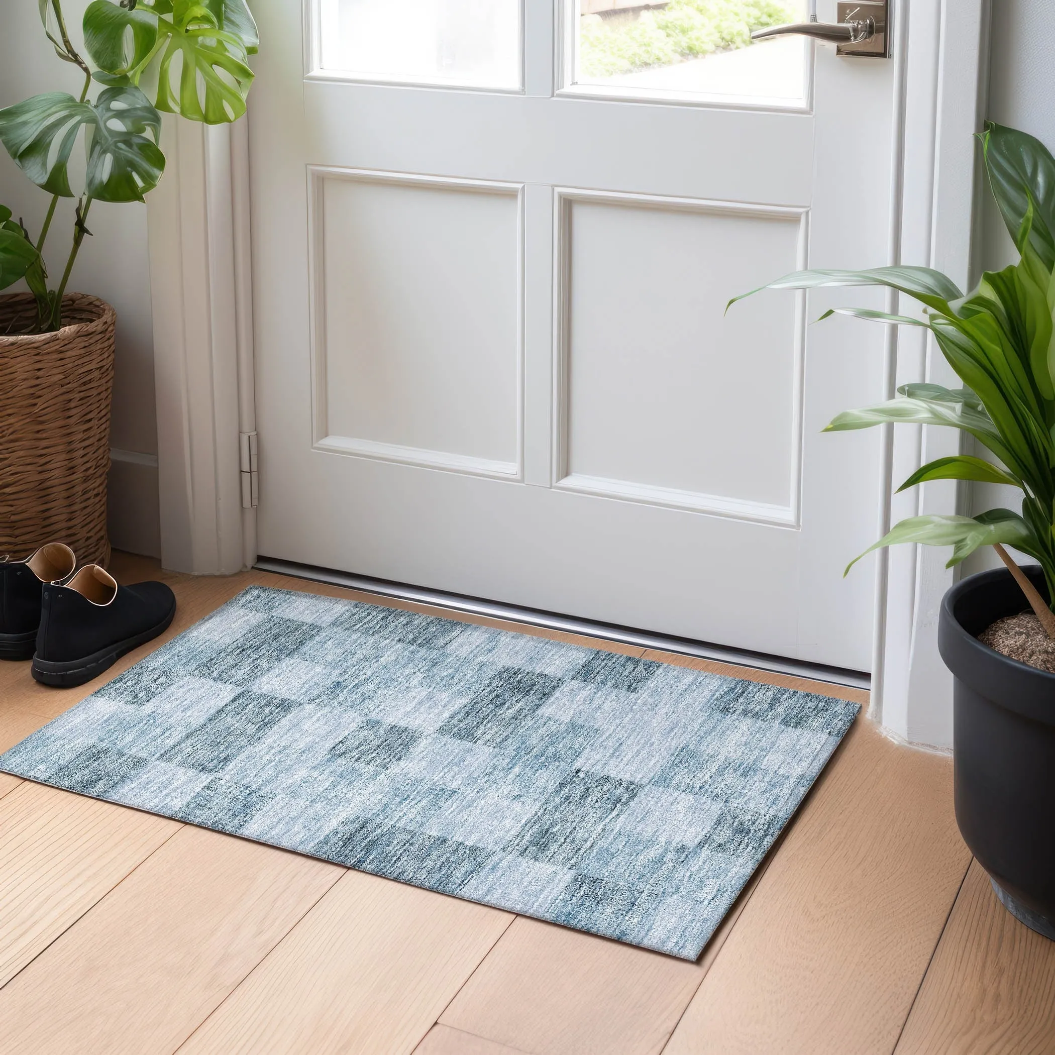 Machine Washable Indoor/ Outdoor Checker Chantille Rug