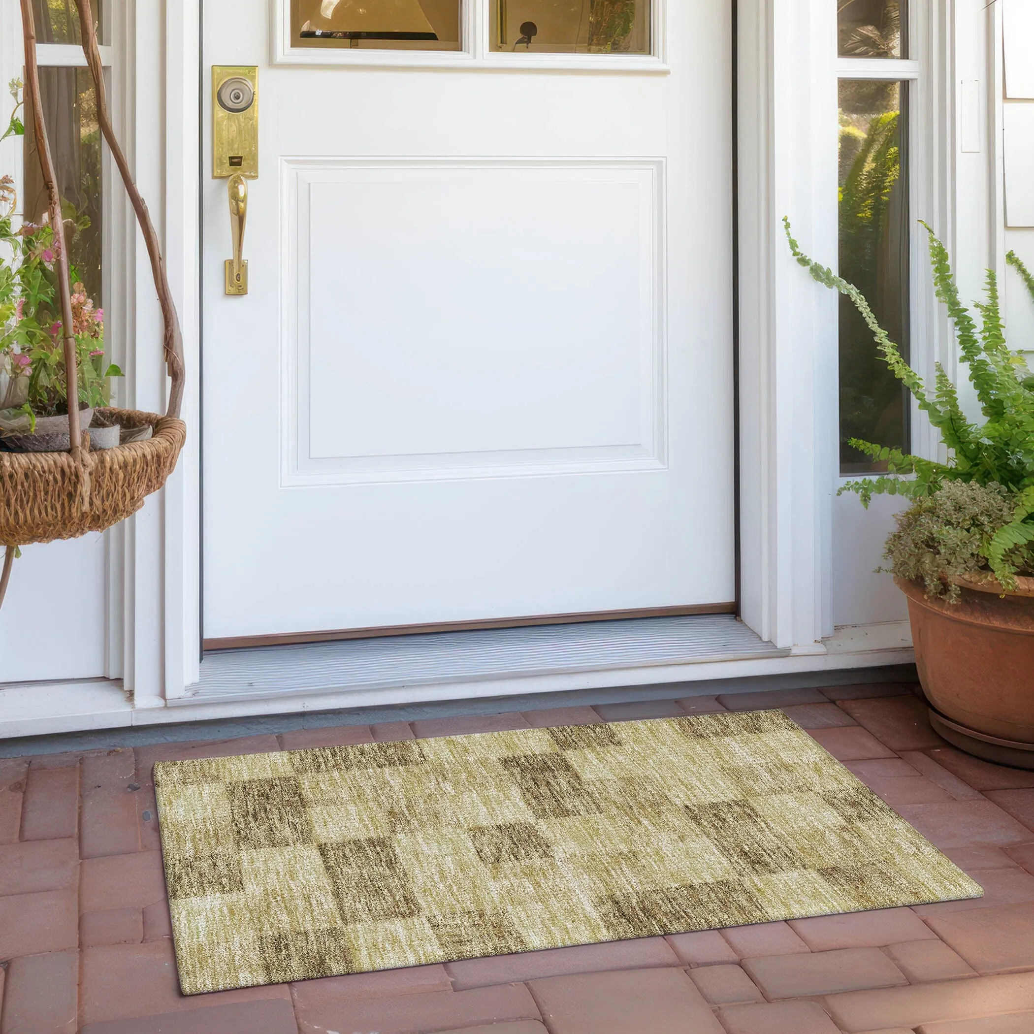 Machine Washable Indoor/ Outdoor Checker Chantille Rug