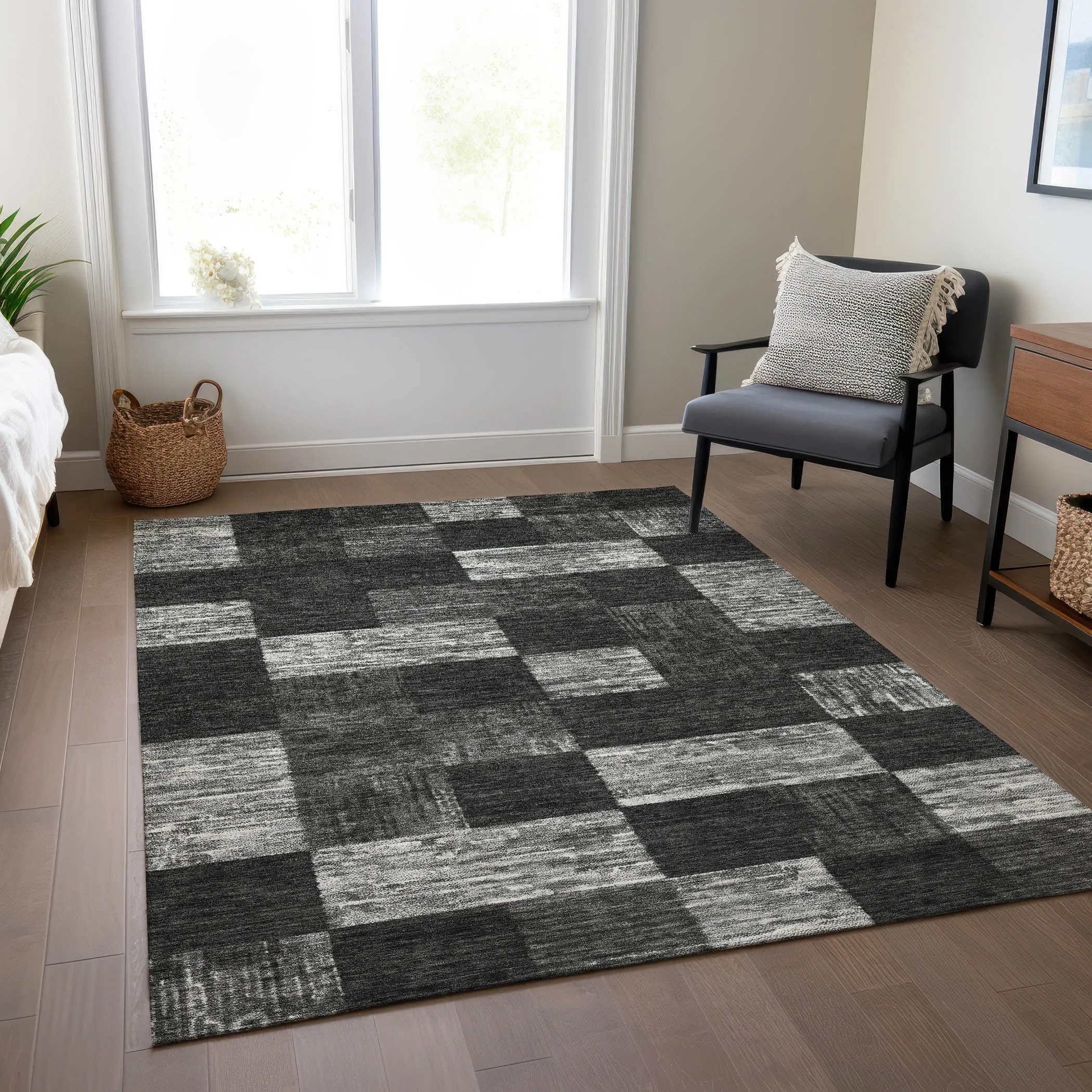 Machine Washable Indoor/ Outdoor Checker Chantille Rug