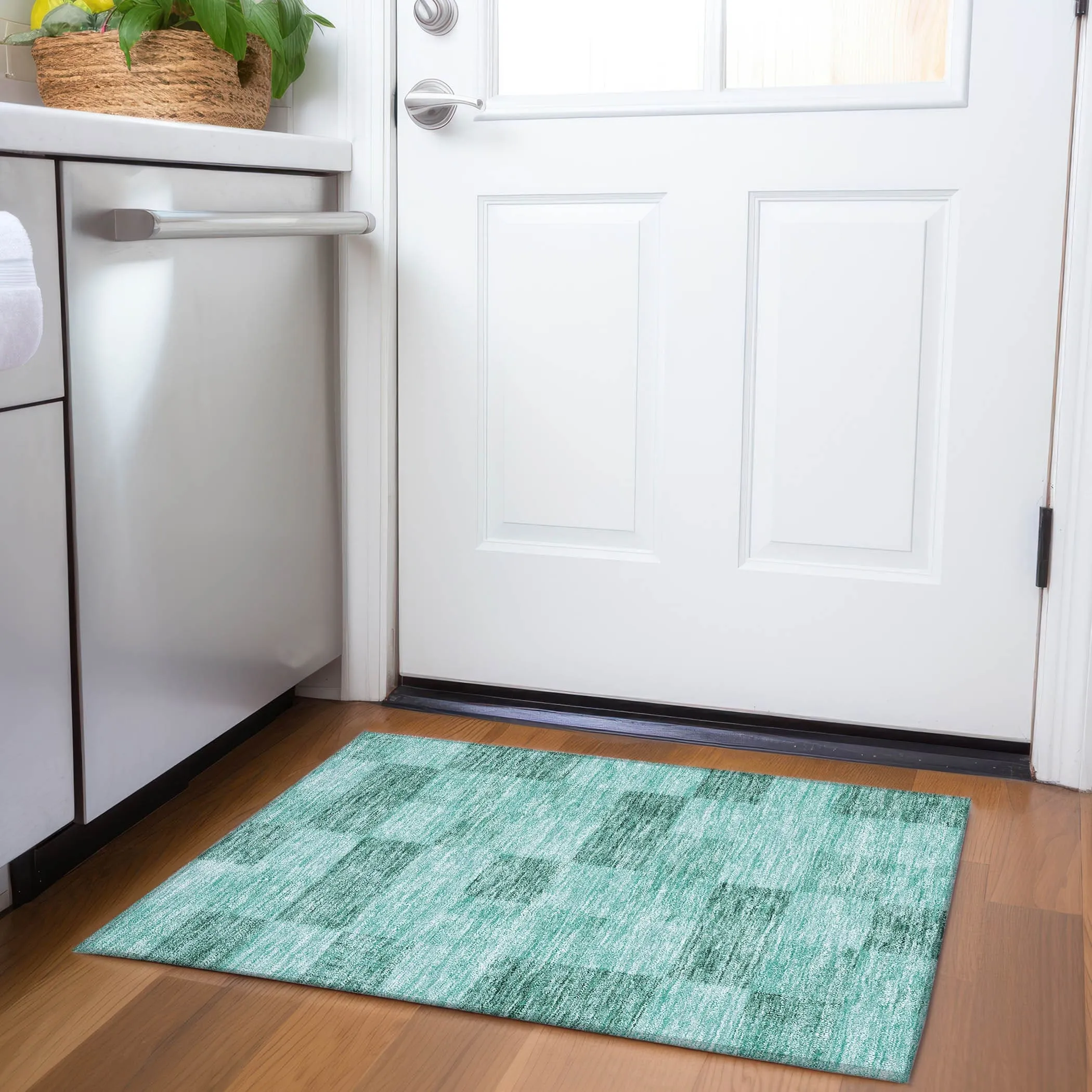 Machine Washable Indoor/ Outdoor Checker Chantille Rug