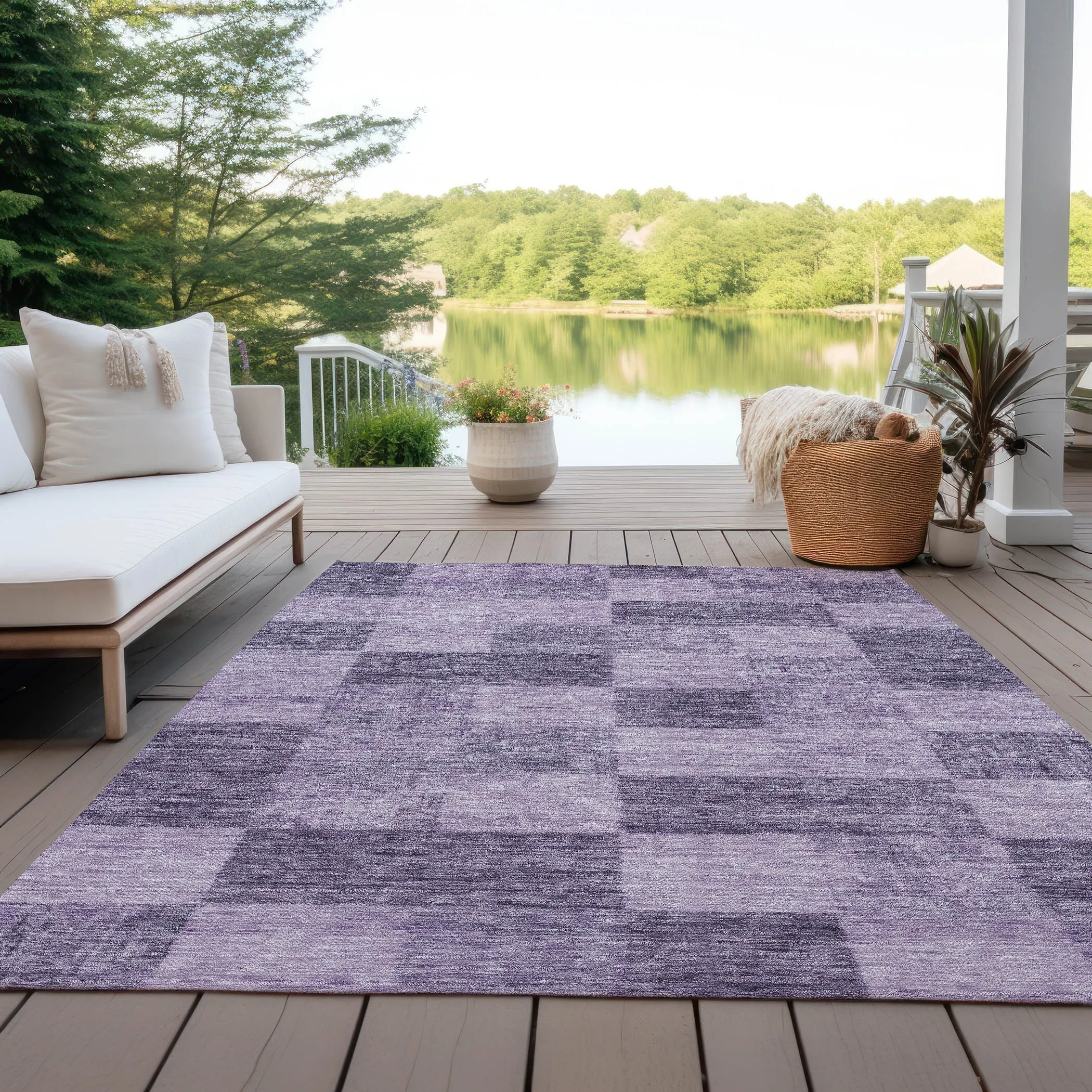 Machine Washable Indoor/ Outdoor Checker Chantille Rug