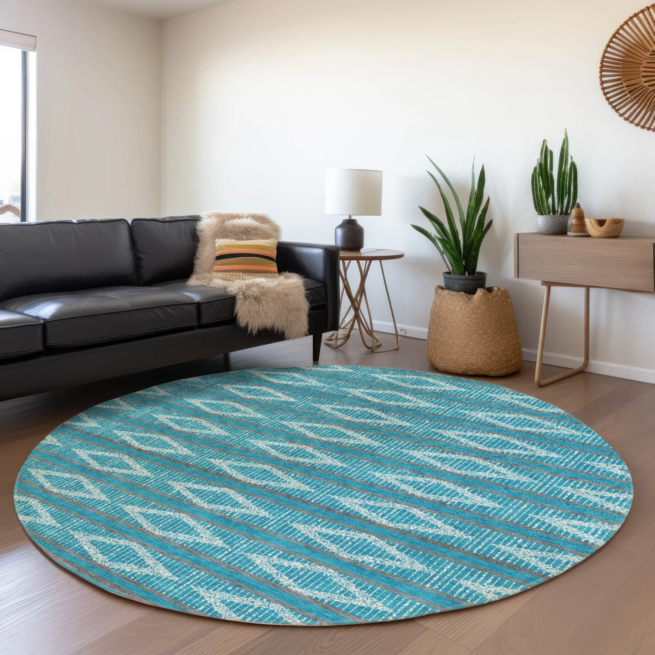 Machine Washable Indoor/ Outdoor Diamond Stripe Chantille Rug