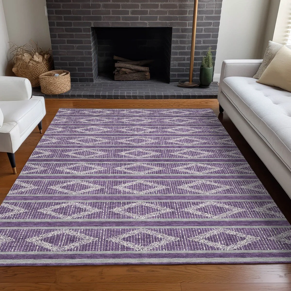Machine Washable Indoor/ Outdoor Diamond Stripe Chantille Rug