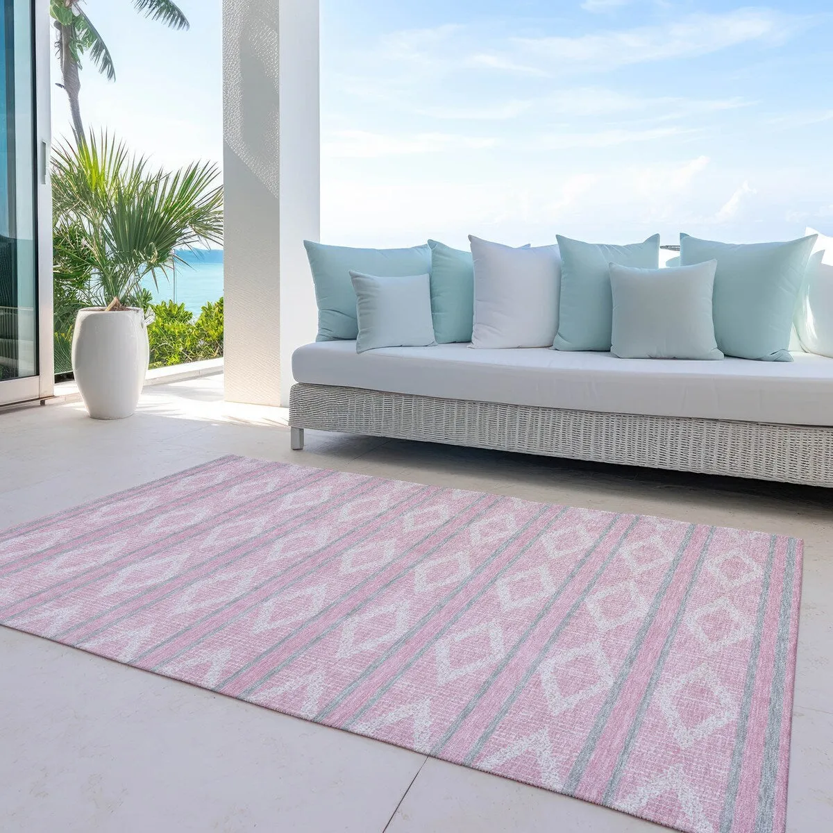 Machine Washable Indoor/ Outdoor Diamond Stripe Chantille Rug