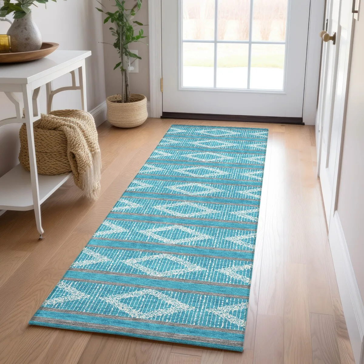 Machine Washable Indoor/ Outdoor Diamond Stripe Chantille Rug