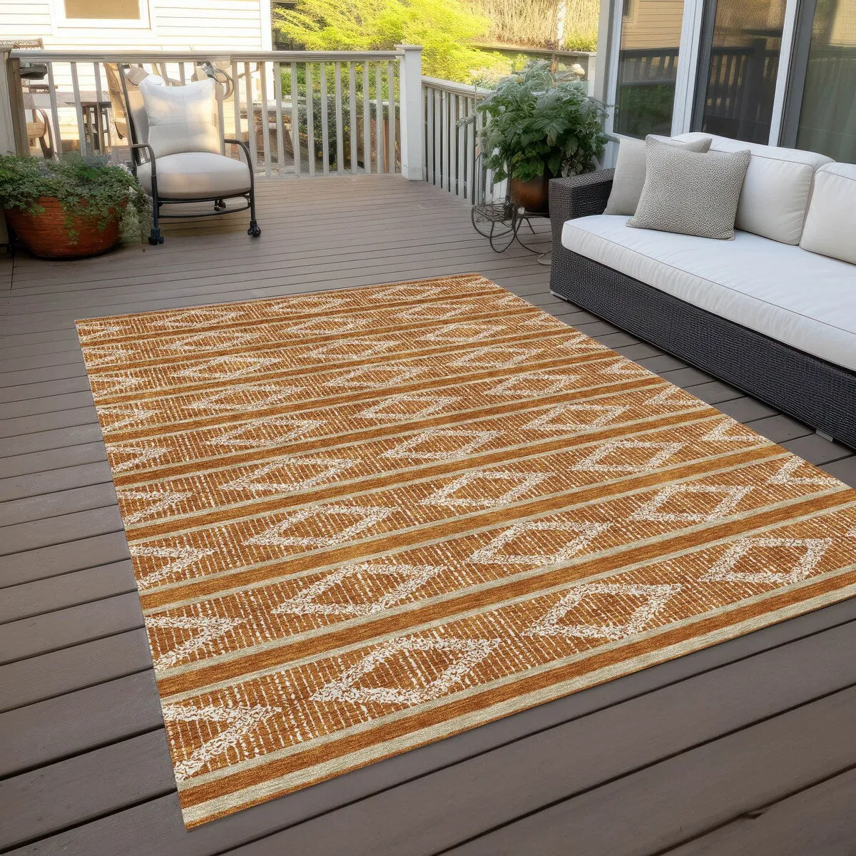 Machine Washable Indoor/ Outdoor Diamond Stripe Chantille Rug