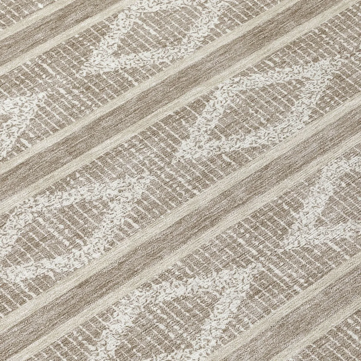 Machine Washable Indoor/ Outdoor Diamond Stripe Chantille Rug