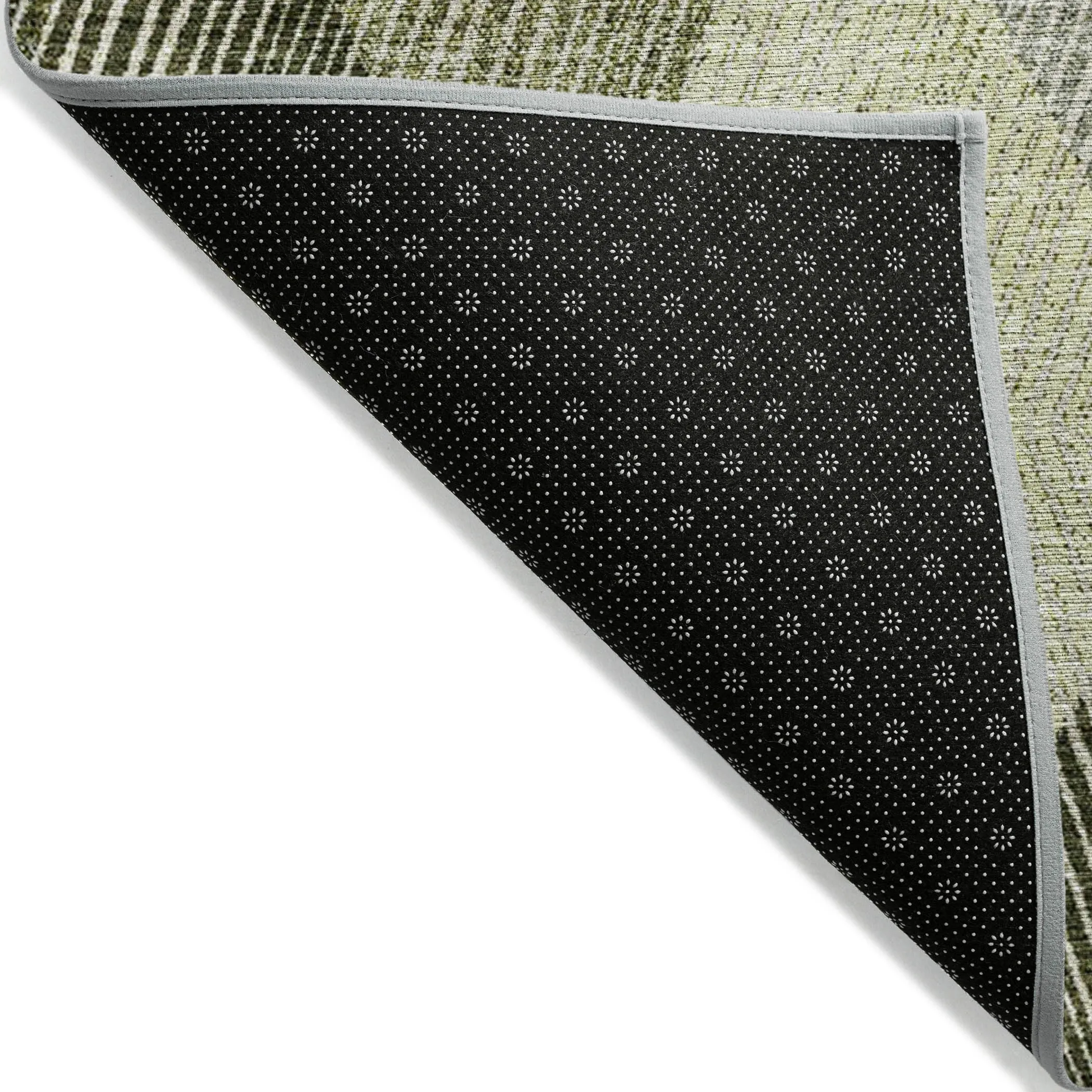 Machine Washable Indoor/ Outdoor Diamond Stripes Chantille Rug