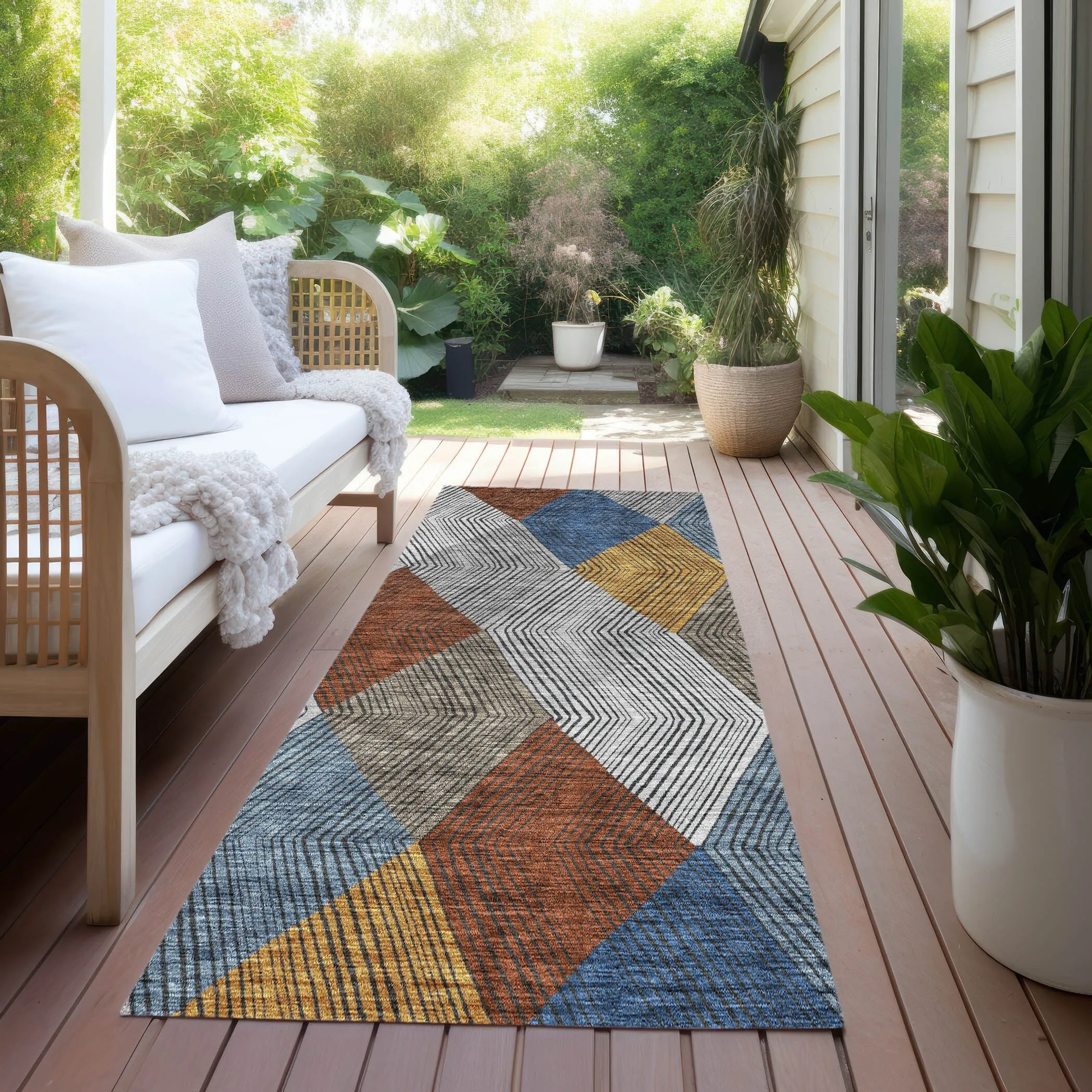 Machine Washable Indoor/ Outdoor Diamond Stripes Chantille Rug