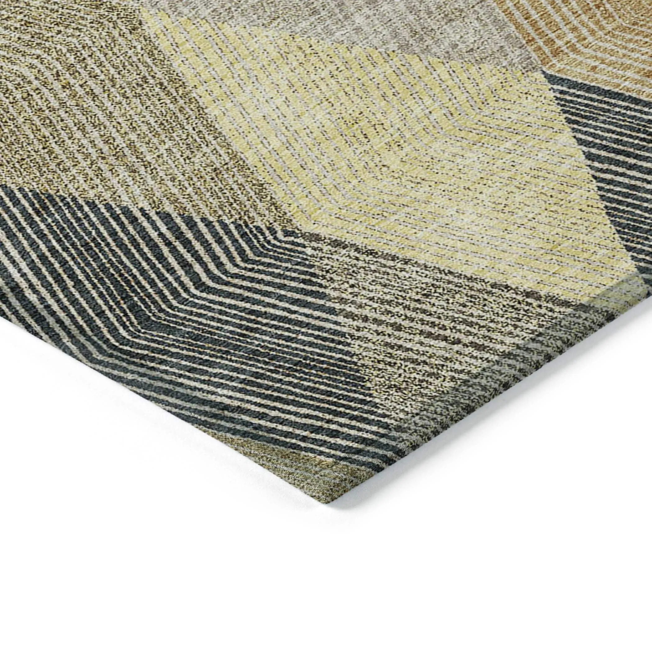 Machine Washable Indoor/ Outdoor Diamond Stripes Chantille Rug