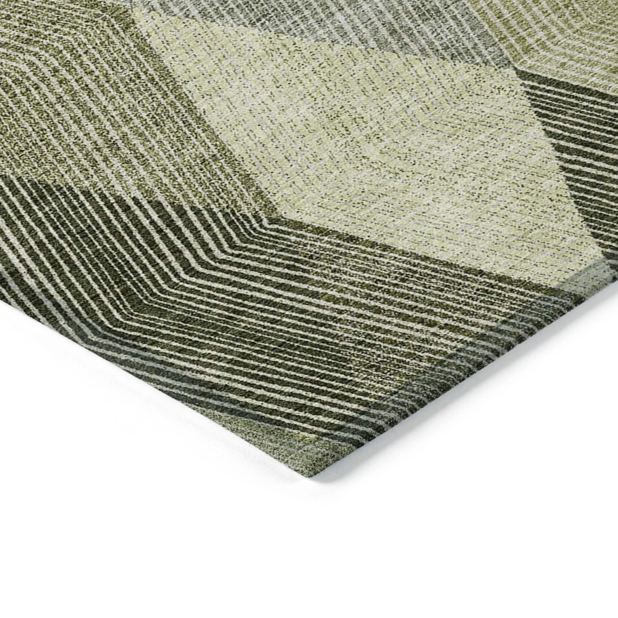Machine Washable Indoor/ Outdoor Diamond Stripes Chantille Rug