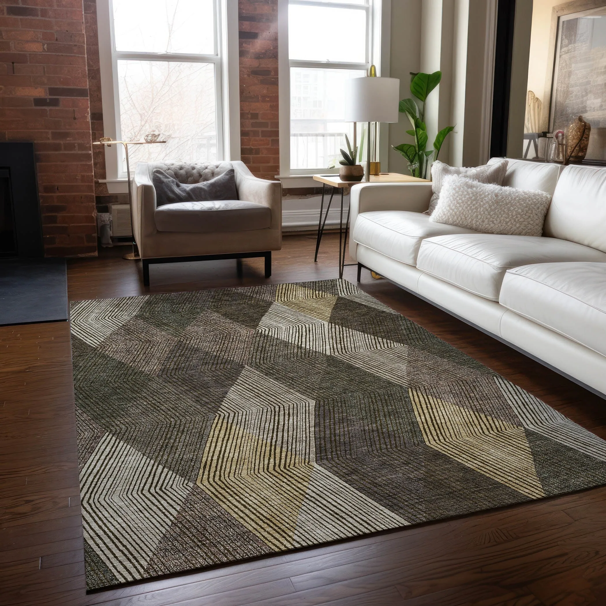 Machine Washable Indoor/ Outdoor Diamond Stripes Chantille Rug