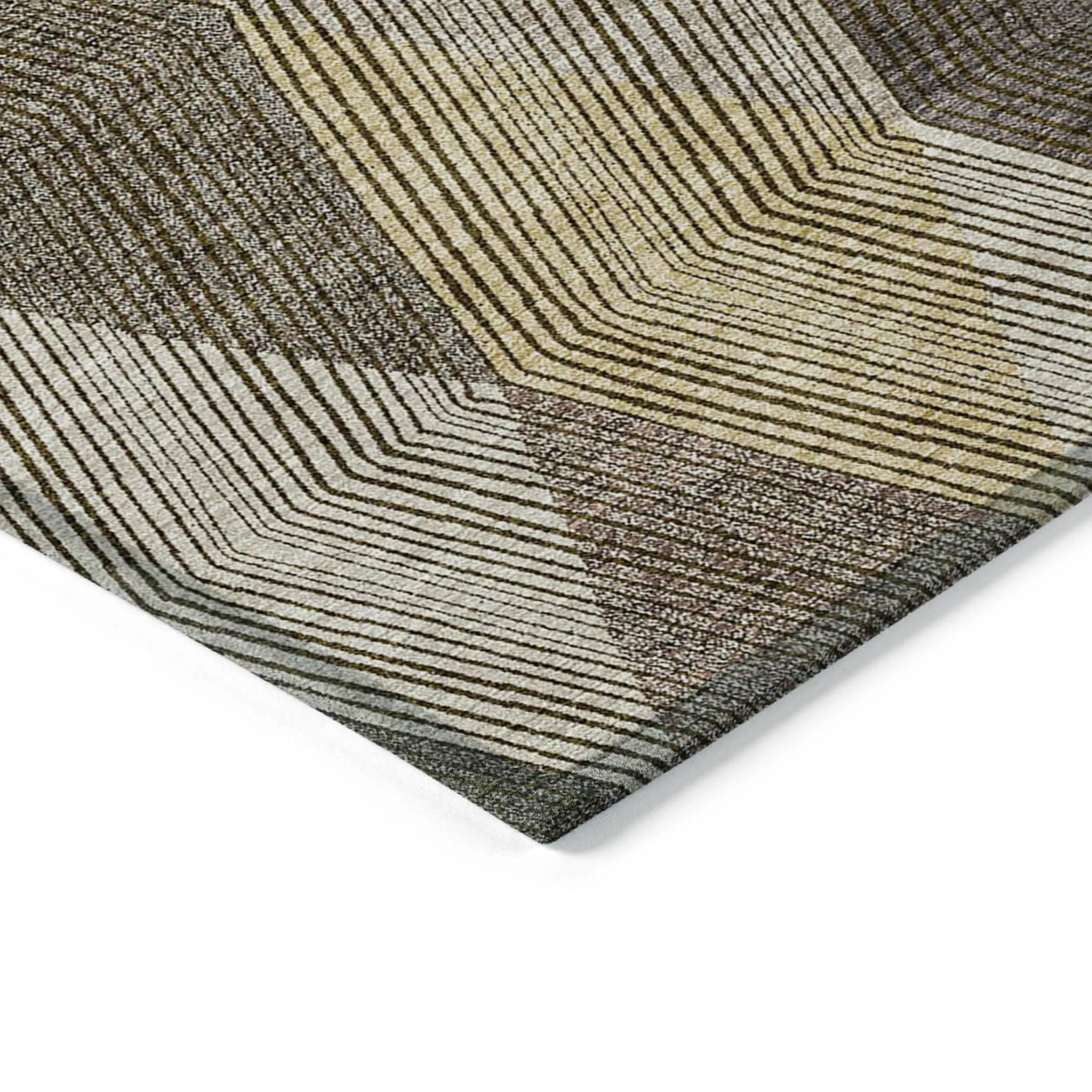 Machine Washable Indoor/ Outdoor Diamond Stripes Chantille Rug