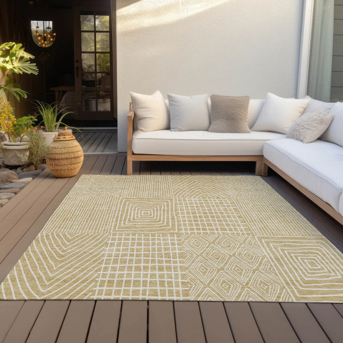 Machine Washable Indoor/ Outdoor Geo Patchwork Chantille Rug