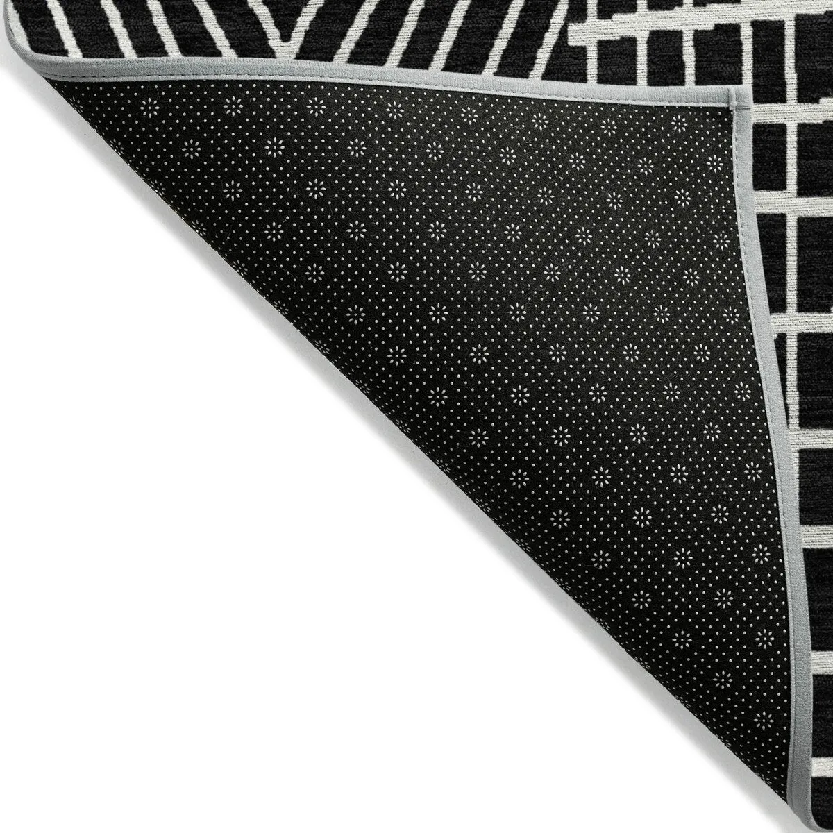 Machine Washable Indoor/ Outdoor Geo Patchwork Chantille Rug