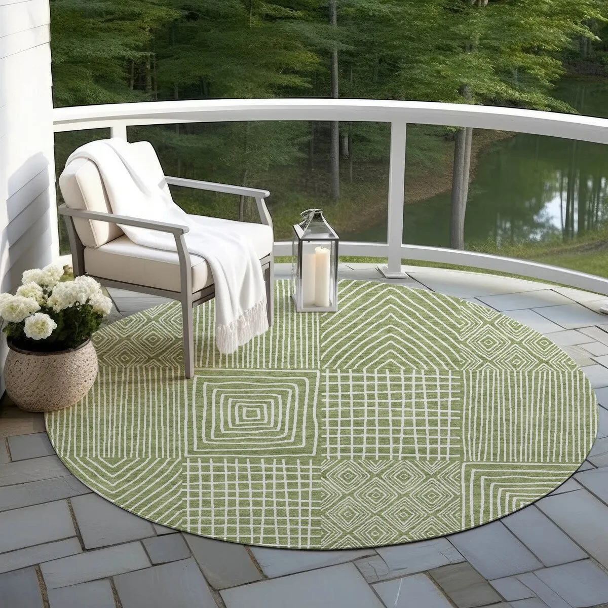Machine Washable Indoor/ Outdoor Geo Patchwork Chantille Rug