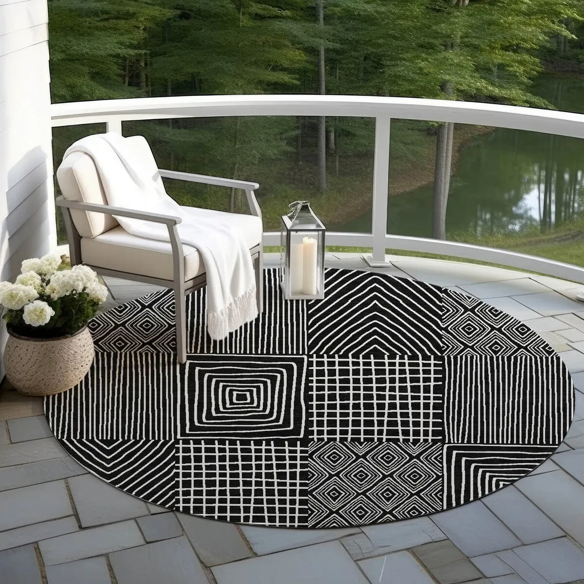 Machine Washable Indoor/ Outdoor Geo Patchwork Chantille Rug