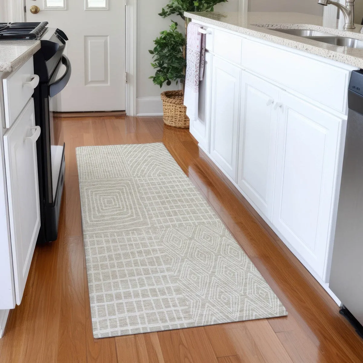 Machine Washable Indoor/ Outdoor Geo Patchwork Chantille Rug